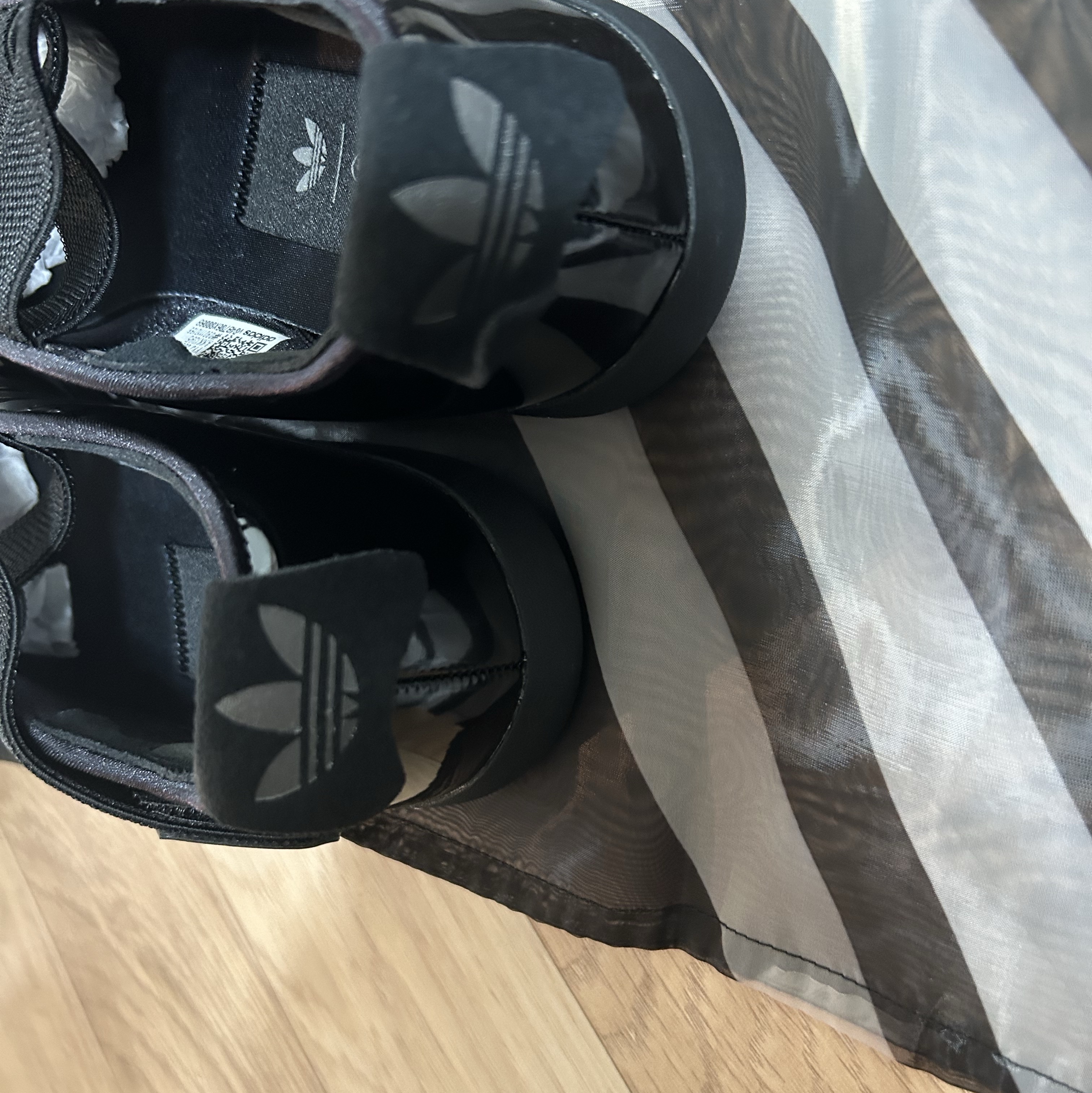 (W) Adidas x Caroline Hu Clot Taekwondo Core Black Carbon 착용 스타일