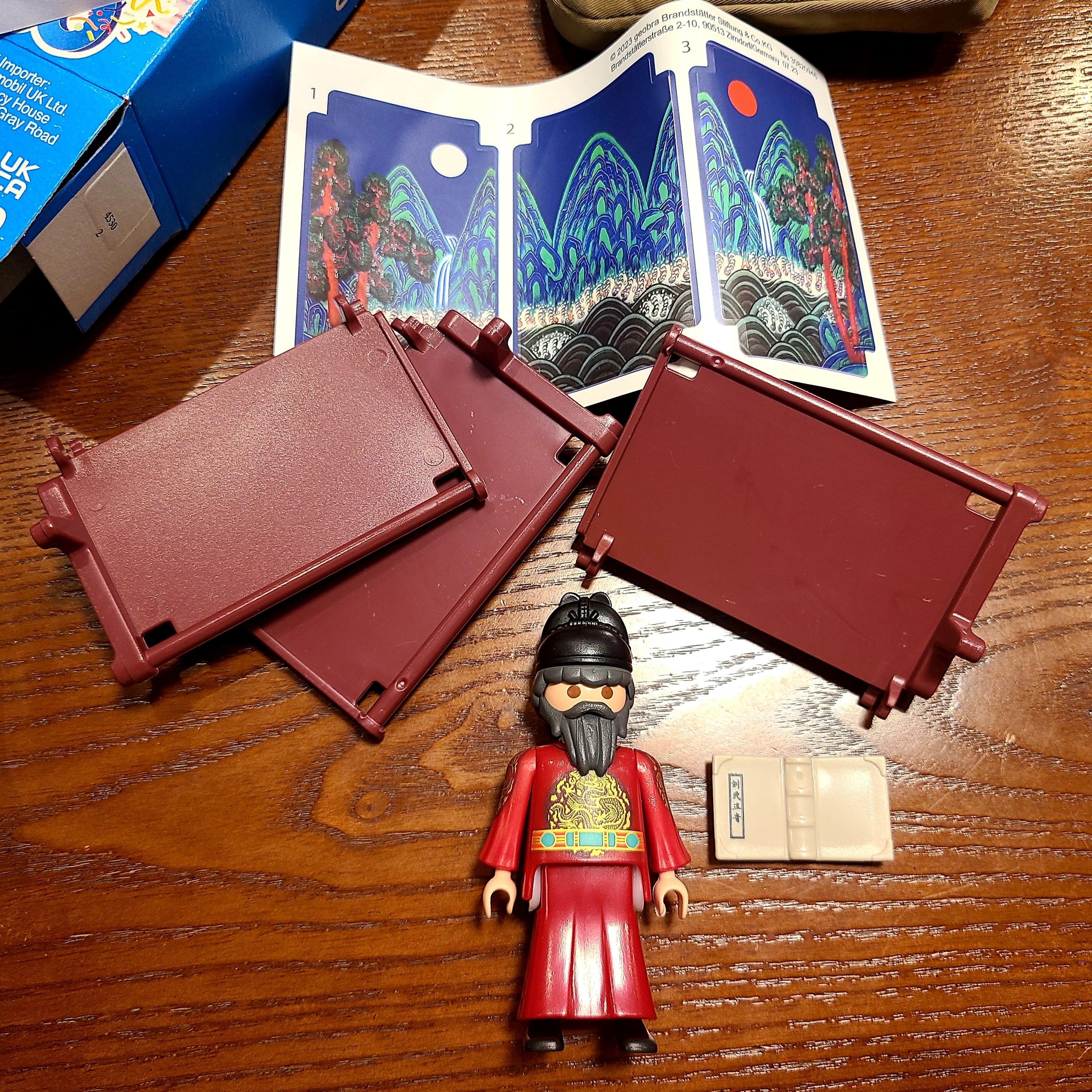 Starbucks x Playmobil Buddy Nina 착용 스타일 - 4