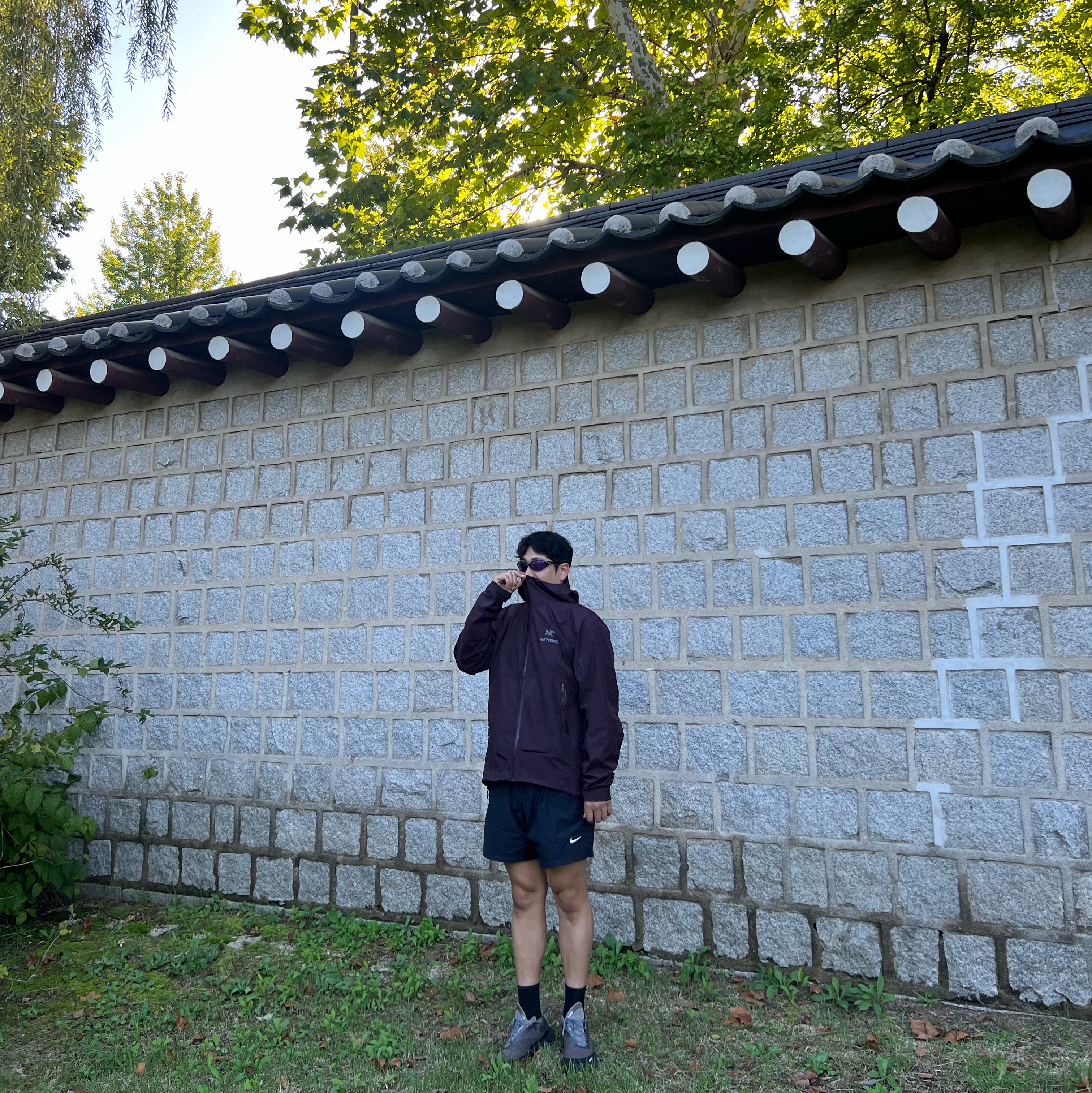 Oakley x Brain Dead Eye Jacket Prizm Violet Lenses, Arc'teryx Zeta SL Jacket Phantasm Flux 착용 스타일 - 2