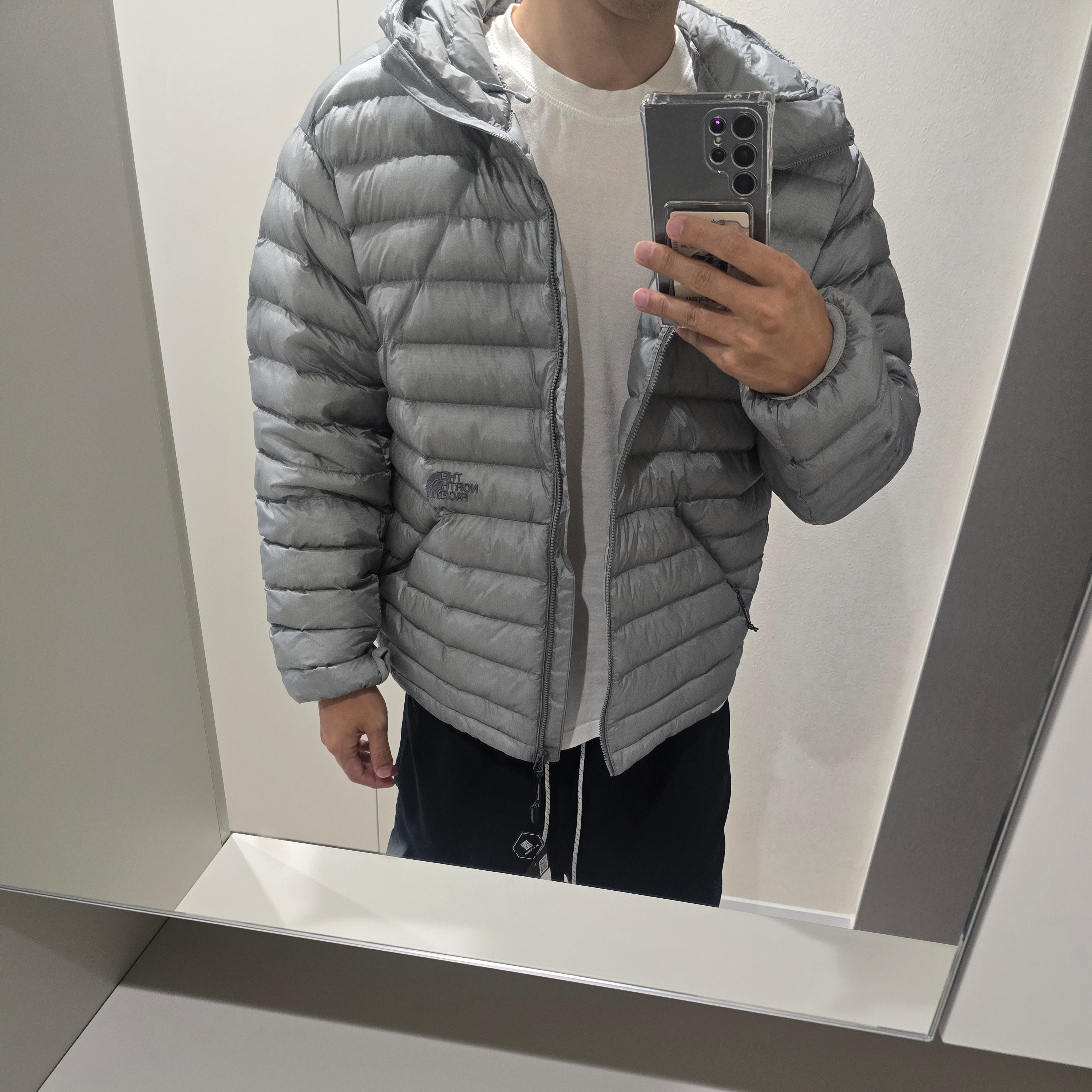 The North Face Ventus On Jacket Silver 착용 스타일 - 2