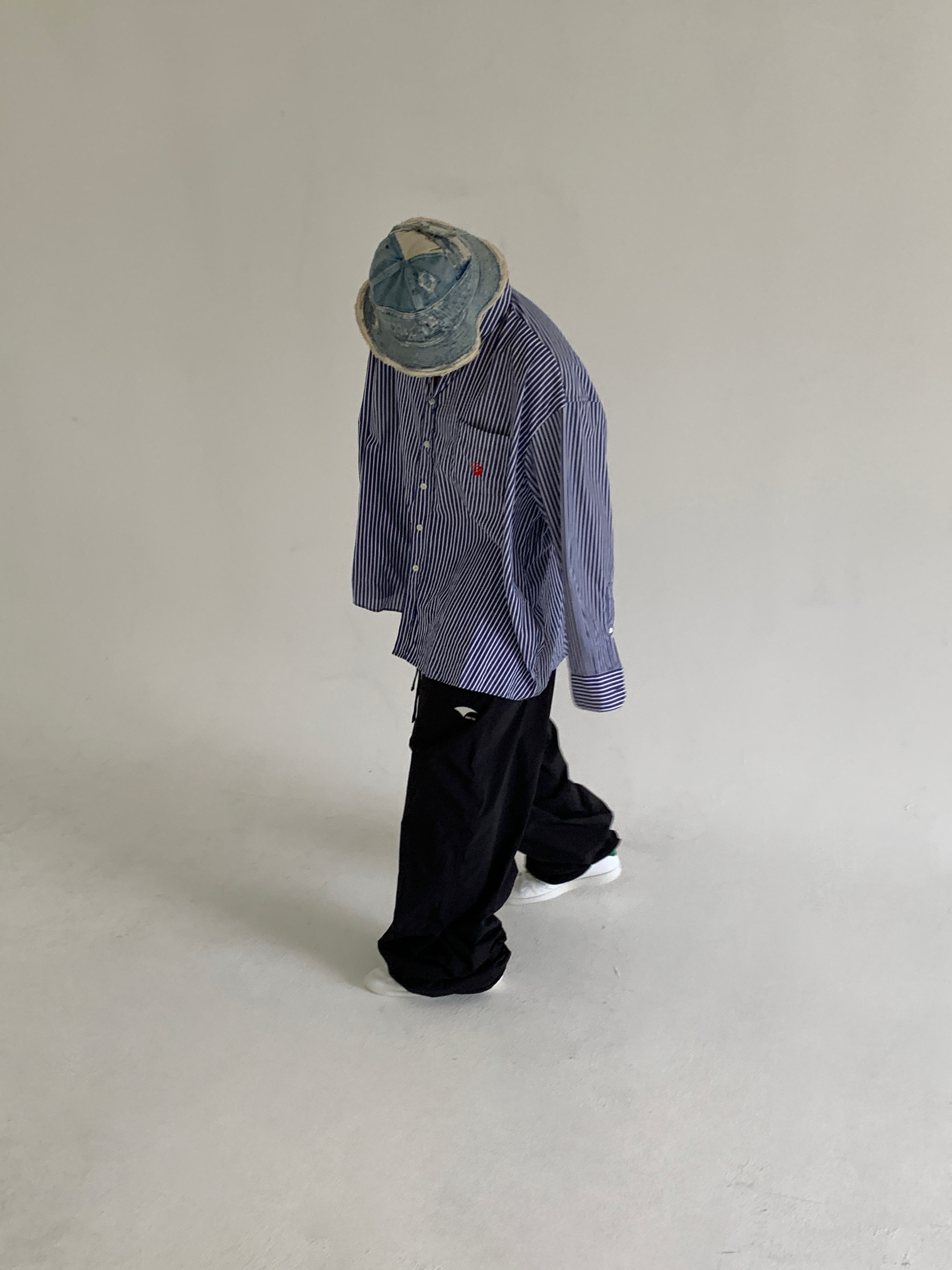 Balenciaga x Adidas Stan Smith Core White Green, Kapital 11.5 oz. Denim The Old Man And The Sea Hat Indigo 착용 스타일 - 3