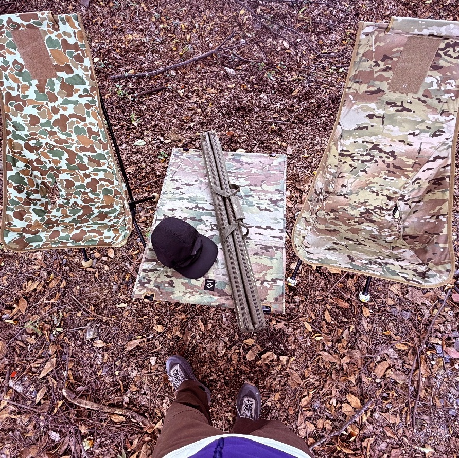 Helinox Tactical Sunset Chair Multicam, Helinox Tactical Sunset Chair Duck Camo 착용 스타일