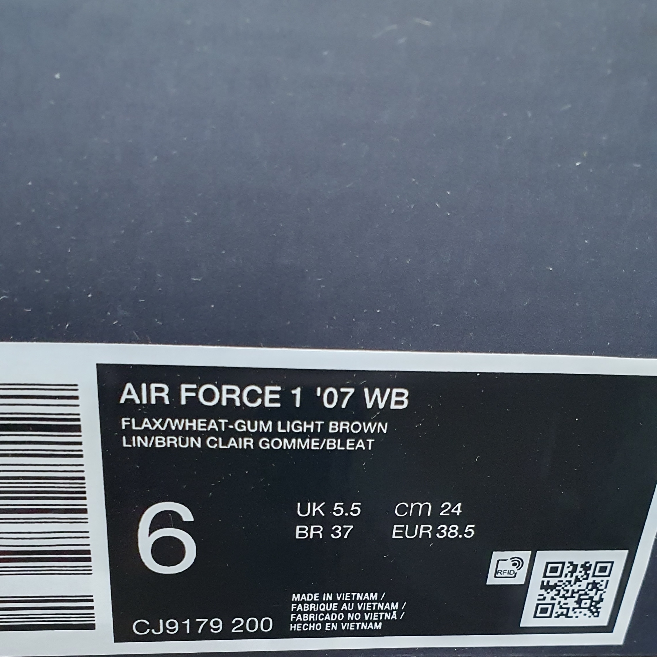 Nike Air Force 1 '07 WB Flax 착용 스타일