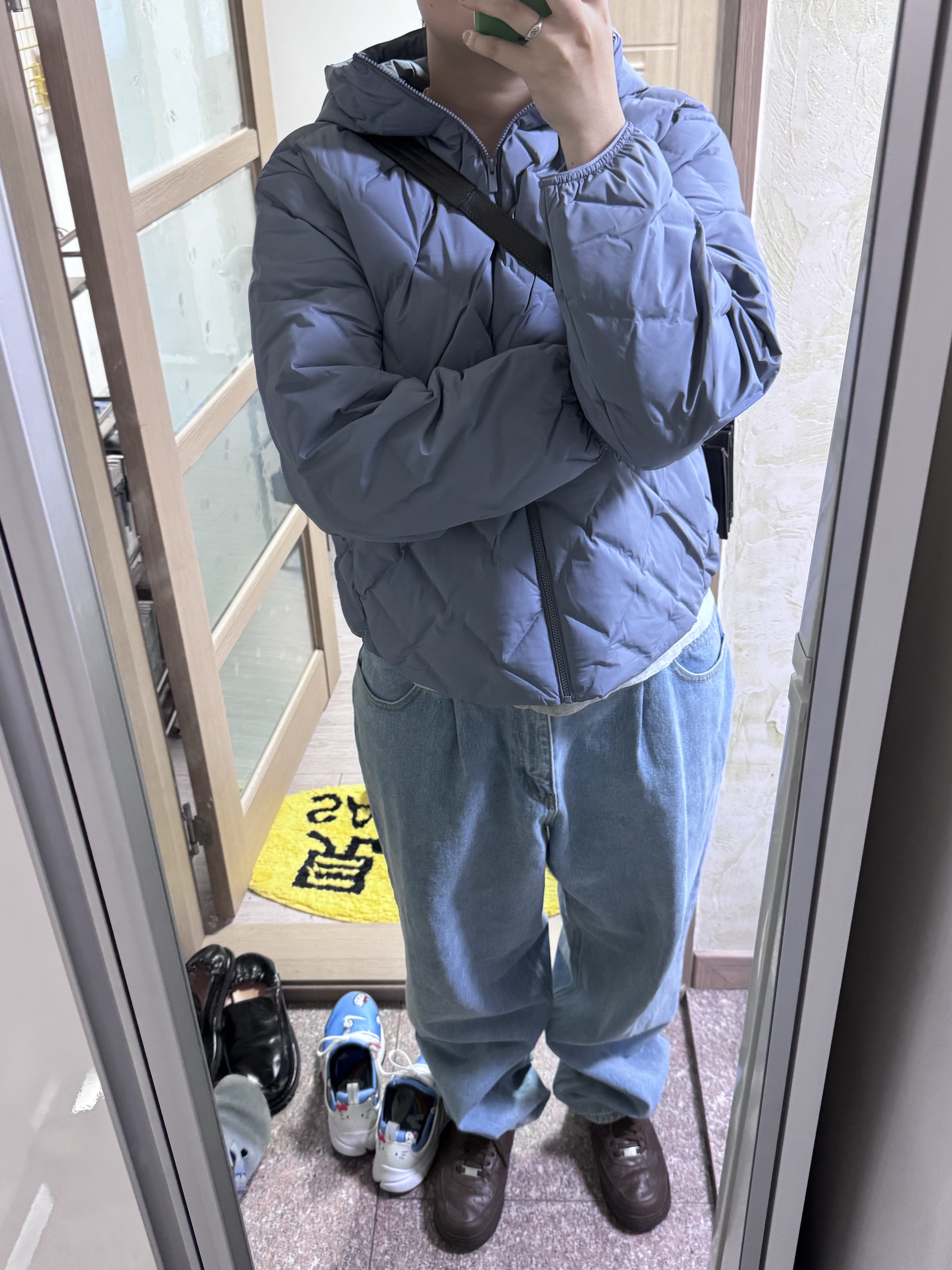 Nike x Supreme Air Force 1 Low Baroque Brown, Nike x Hello Kitty Air Presto University Blue 착용 스타일 - 2