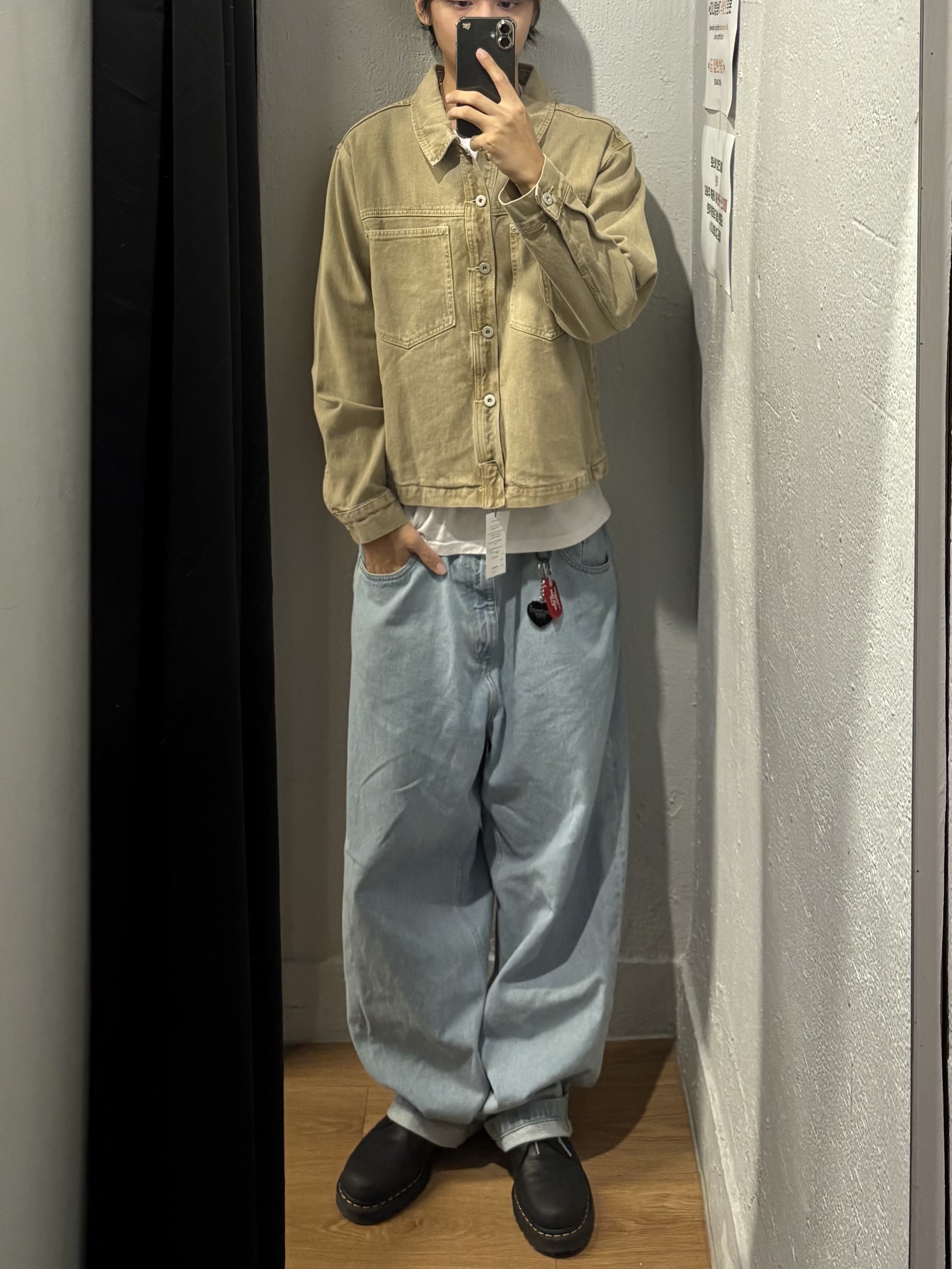 Dr. Martens x Thisisneverthat 1461 Waxed Full Grain Black, Obey Kenny Relaxed T-Shirt Coronet Blue Multi 착용 스타일 - 1