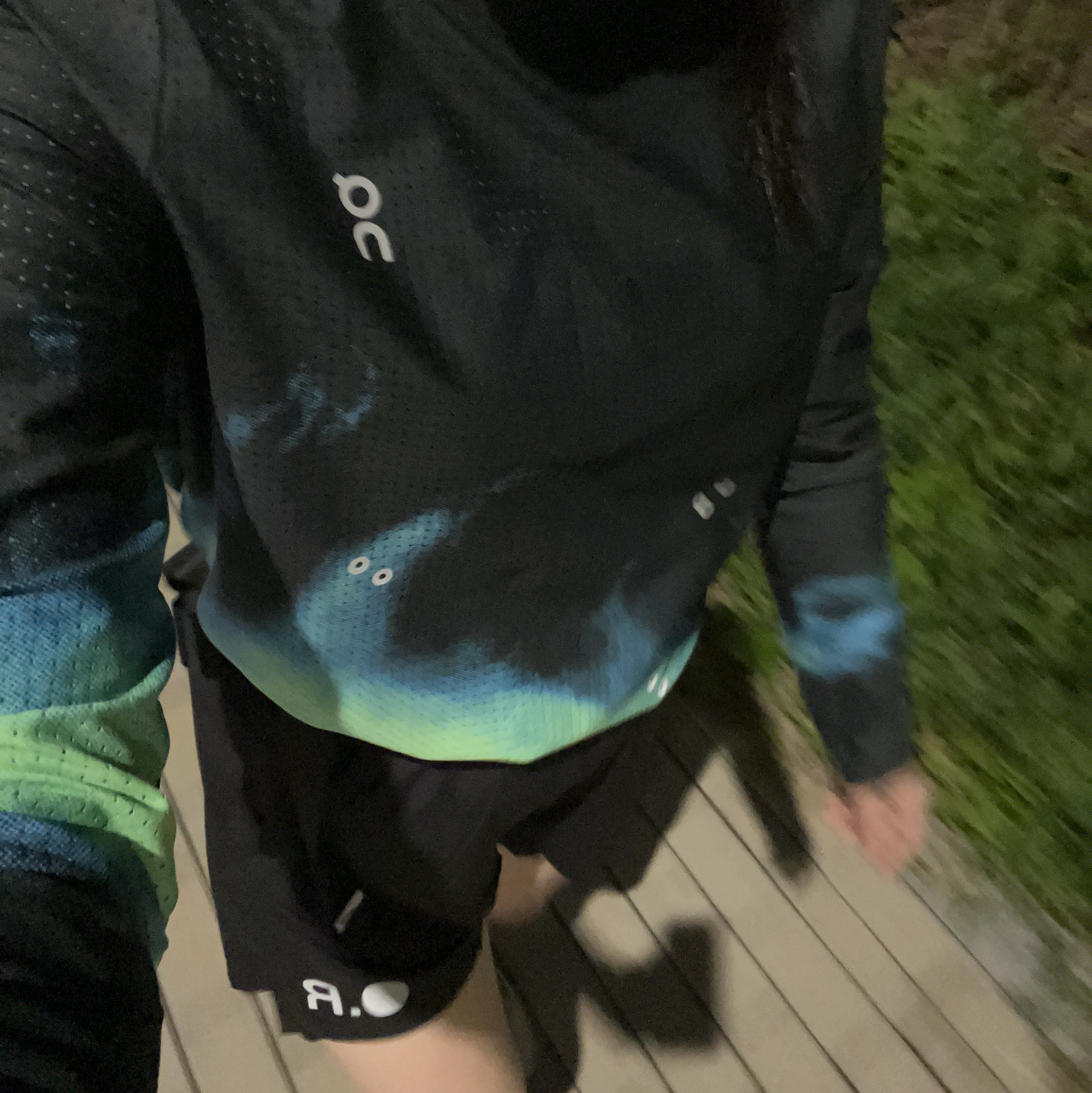 Optimistic Runners Loose Shorts Black 착용 스타일