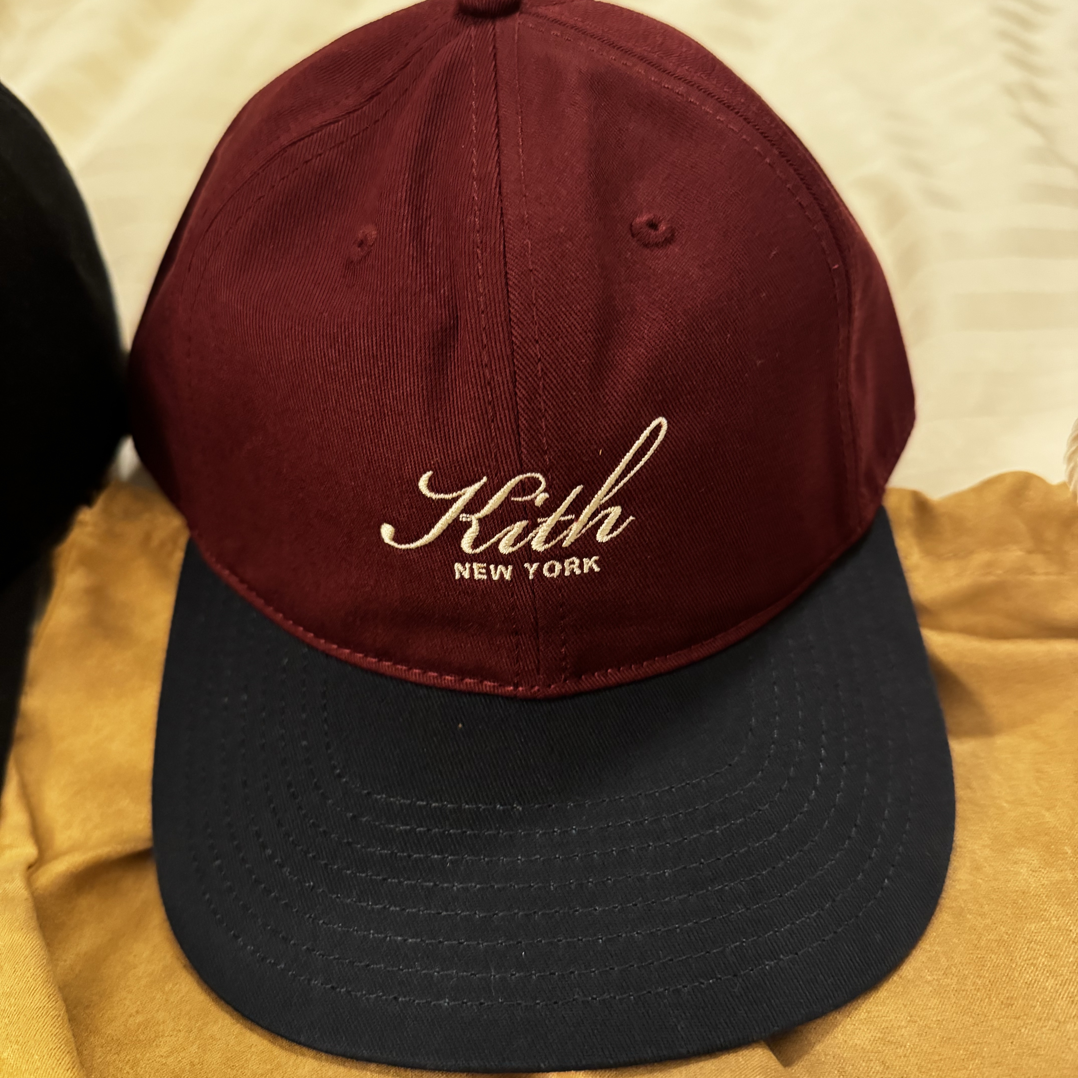 Kith x New Era New York Mets Nylon 9Fifty A Frame Black 착용 스타일 - 4