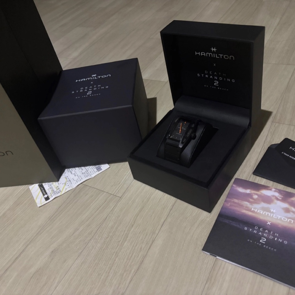 Hamilton American Classic Boulton Death Stranding 2 Titanium Auto 36mm Black Limited Edition 착용 스타일 - 5