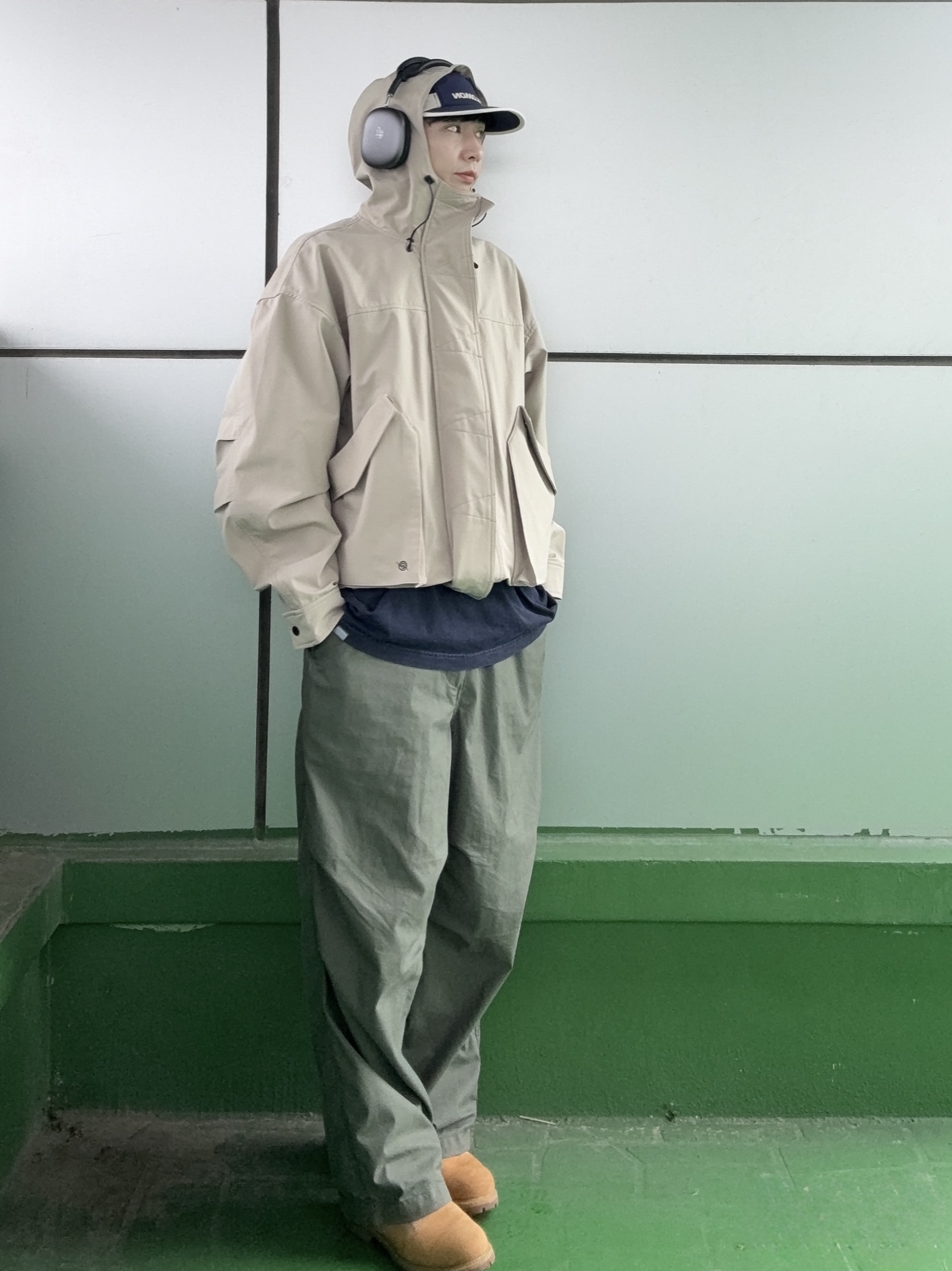 Timberland Premium 6 inch Waterproof Boot Wheat Nubuck - Medium, Uniqlo C Wide Parachute Pants Olive - KR 착용 스타일 - 8