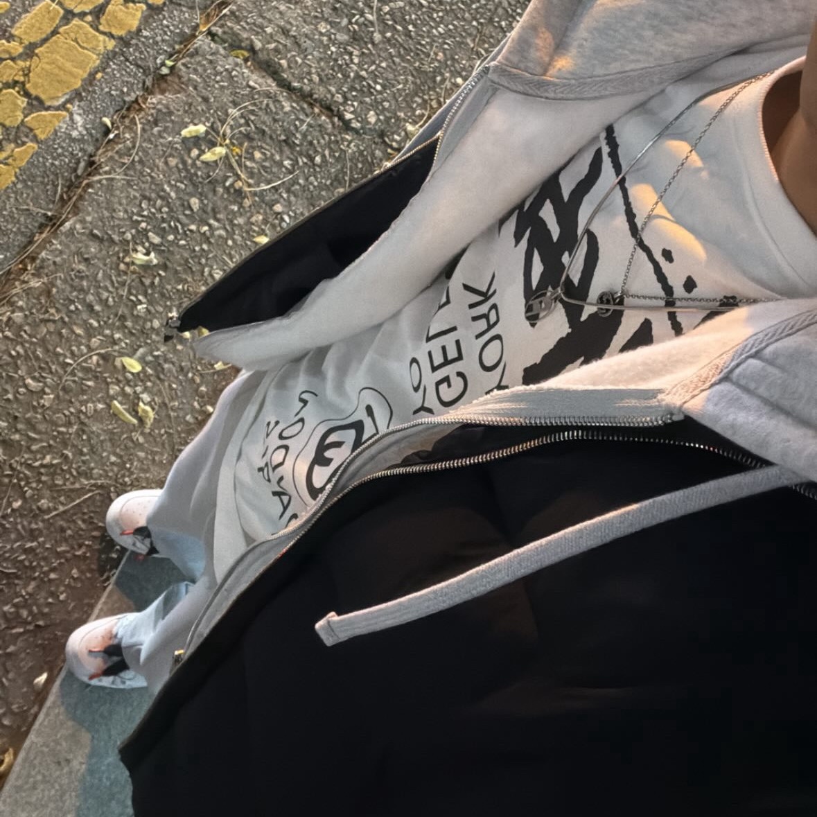 Gucci Interlocking G Pendant Necklace Silver, Nike x Peaceminusone Air Force 1 Low Para-Noise 2.0 착용 스타일