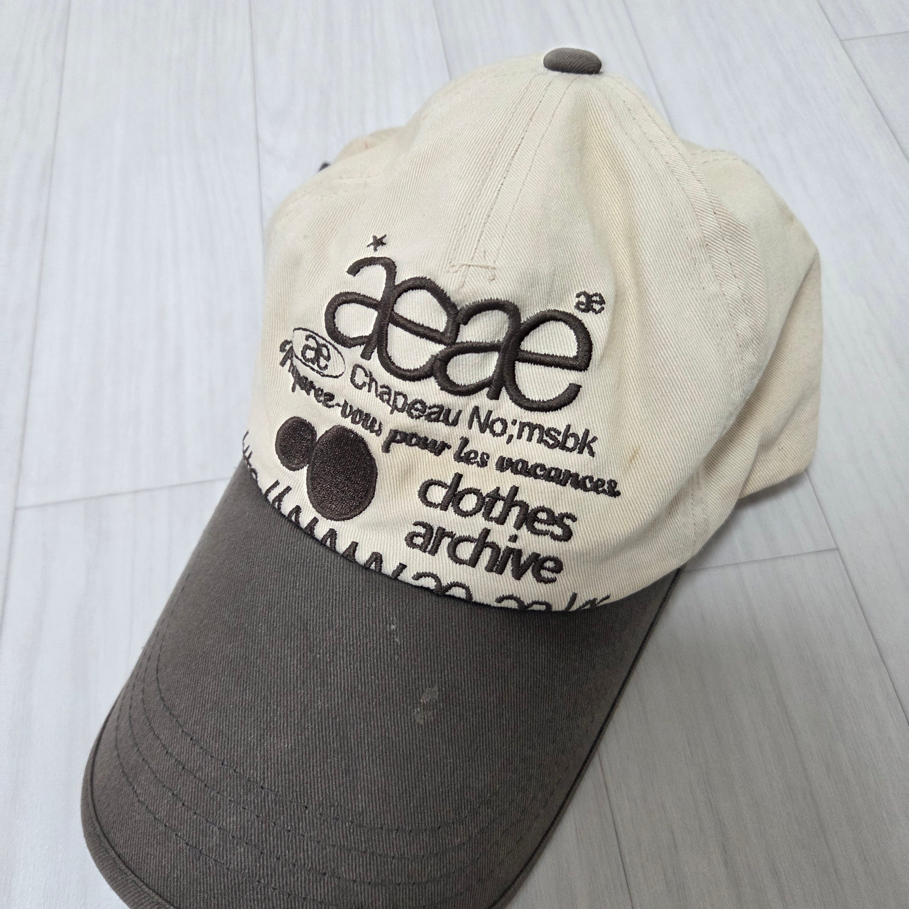 AEAE Web Logo 5 Pannel Ball Cap Brown & Ivory 착용 스타일