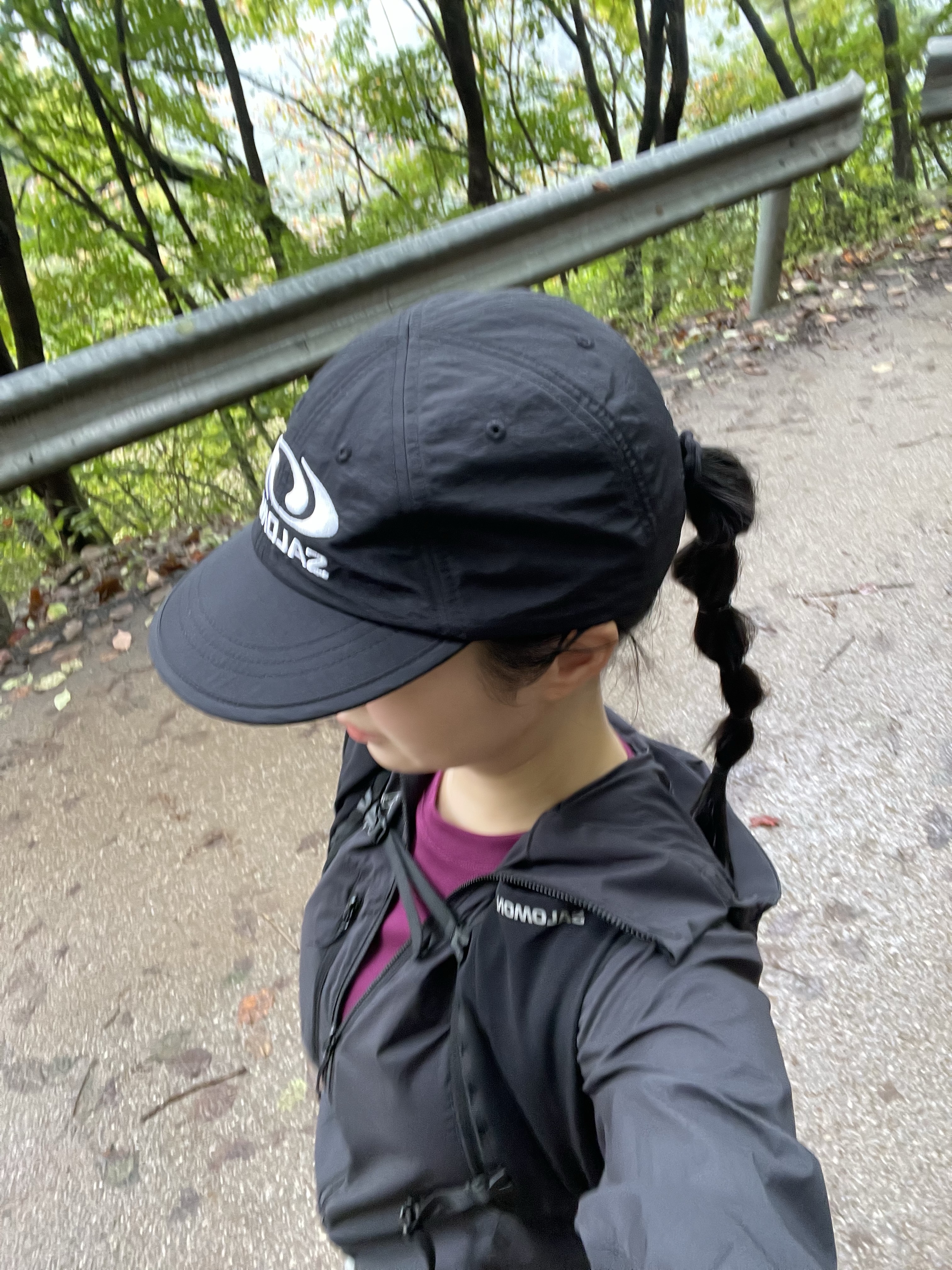 Salomon Link 6 Panel Cap Black 착용 스타일