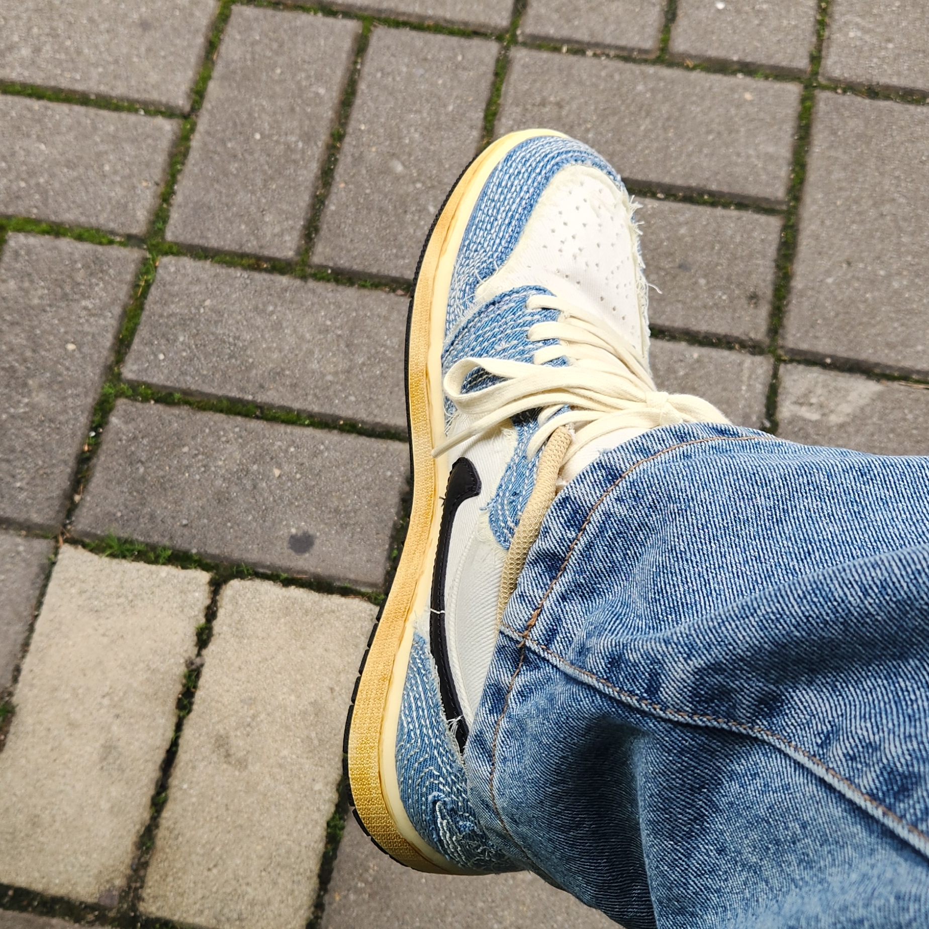 Jordan 1 Low World Make Japan 착용 스타일 - 5