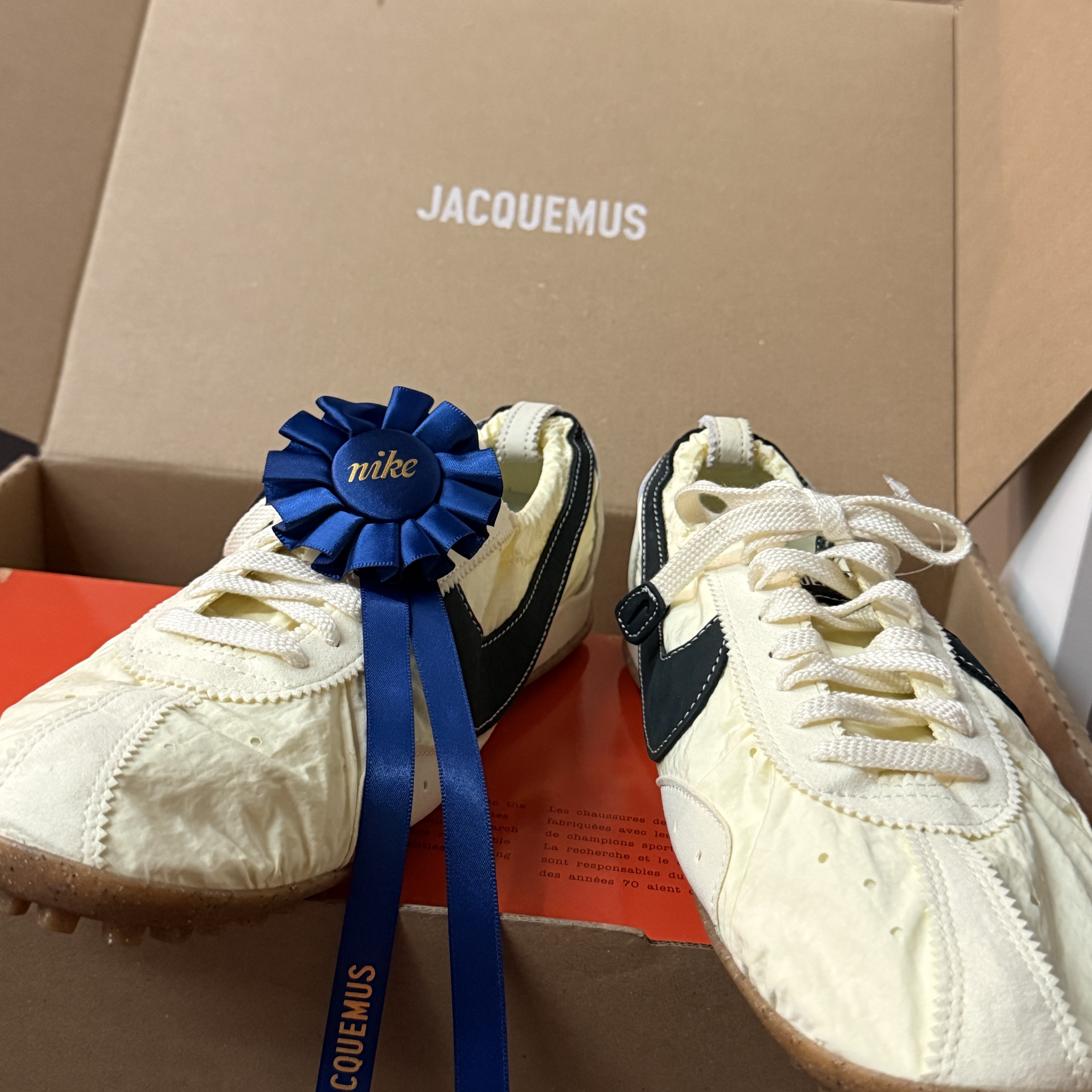 Nike x Jacquemus Moon Shoe SP Alabaster Off Noir 착용 스타일