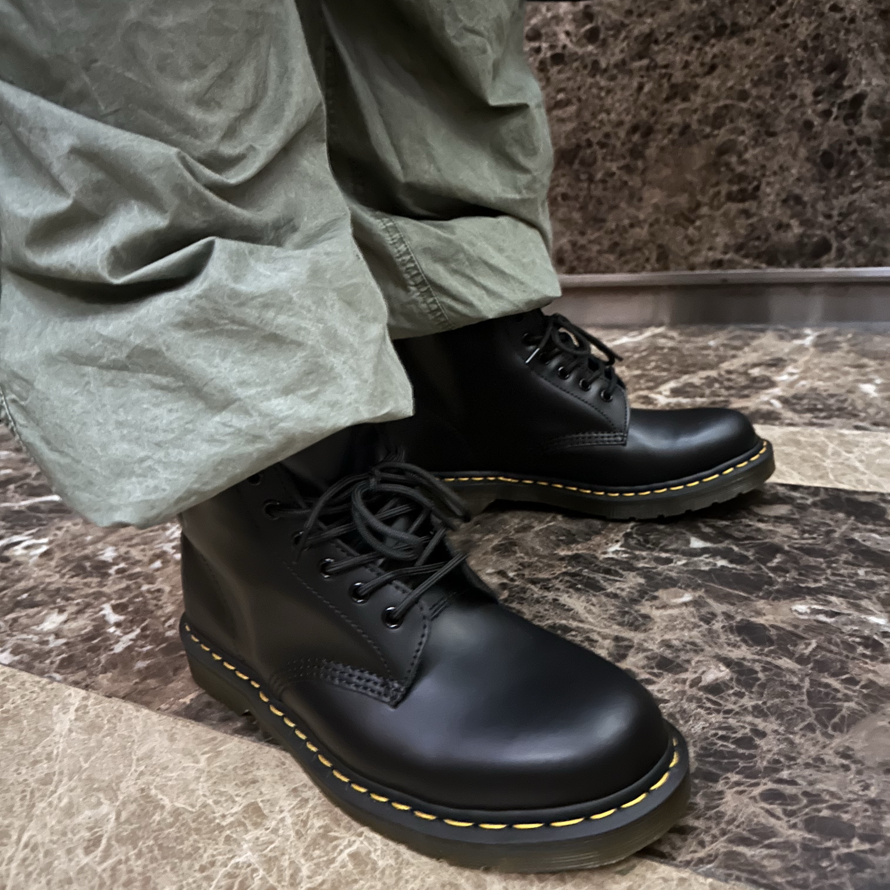 Chrome Hearts Bonennoisseur II Black Gold Plated, Obey Giant Cargo Pants Lichen Green 착용 스타일 - 2