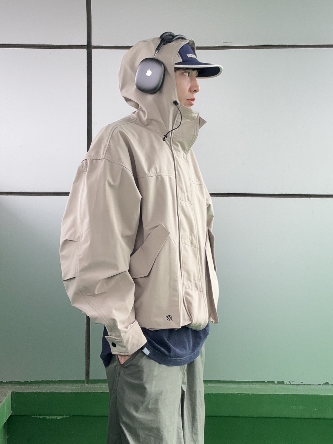 Timberland Premium 6 inch Waterproof Boot Wheat Nubuck - Medium, Uniqlo C Wide Parachute Pants Olive - KR 착용 스타일 - 4