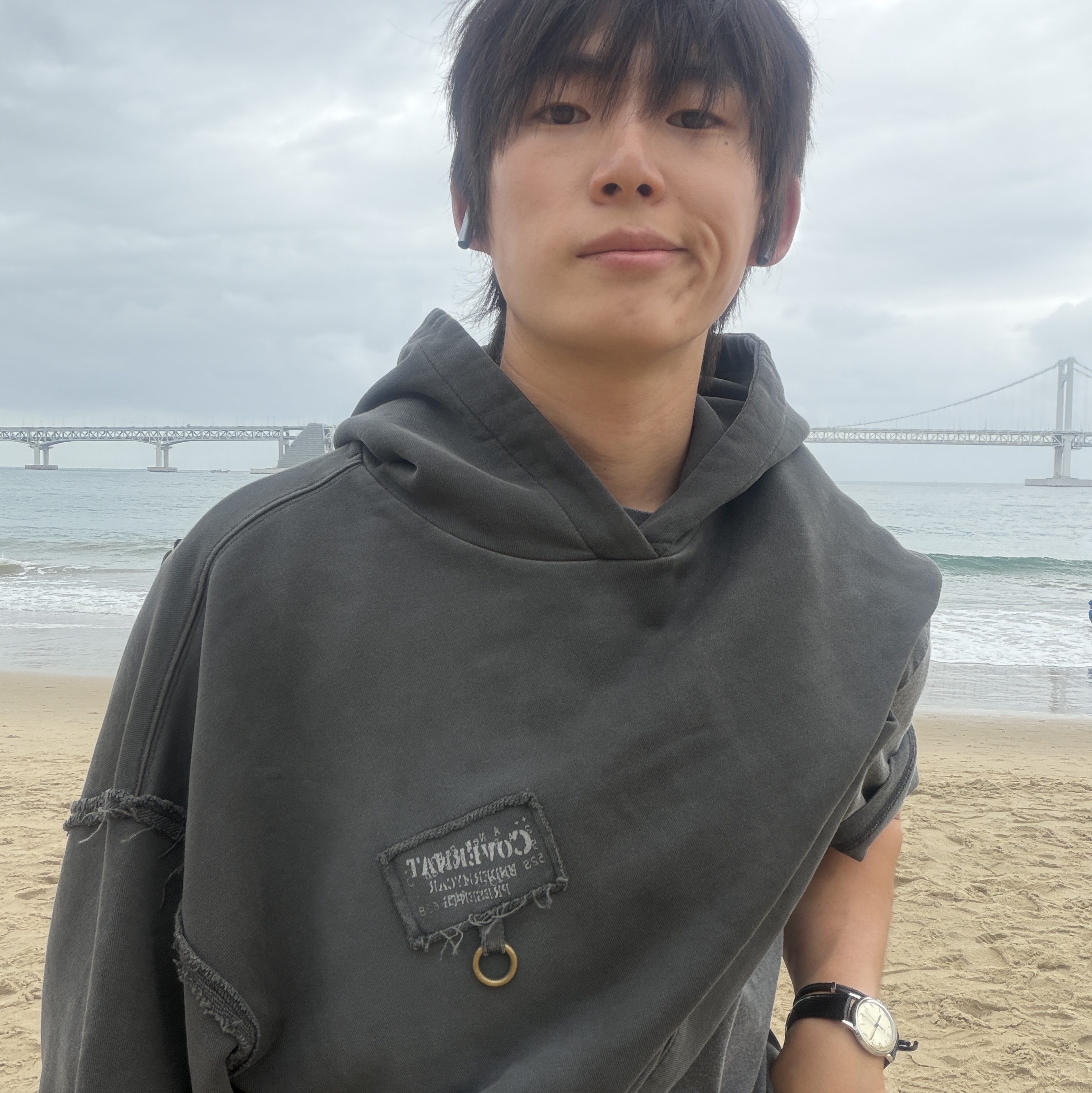 Covernat X Undermycar Destroyed Patch Sweatshirt Charcoal, Covernat X Undermycar Destroyed Patch Sweatpants Charcoal 착용 스타일 - 2