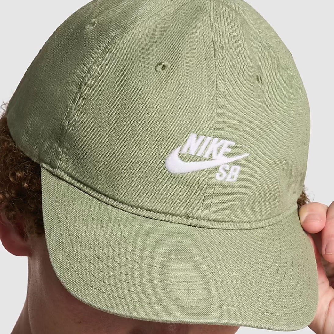 Nike SB Club Unstructured Skate Cap Oil Green White 착용 스타일