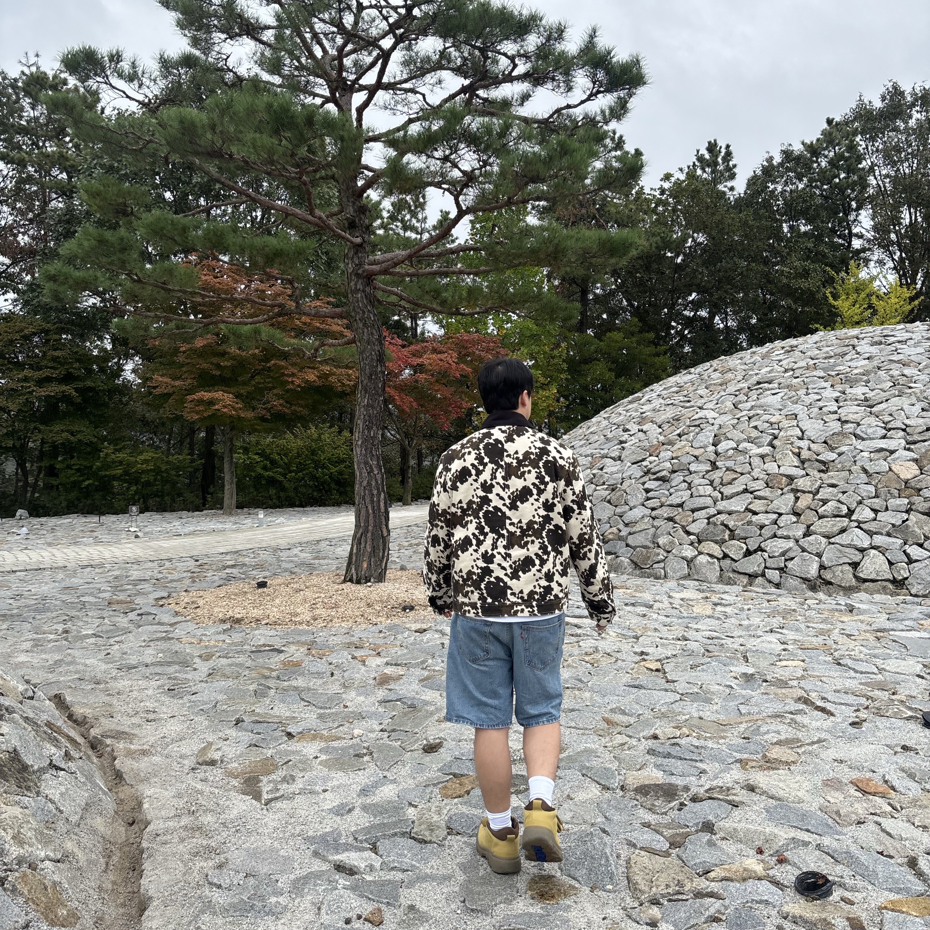 Burberry Trek Boots Manilla 착용 스타일 - 4