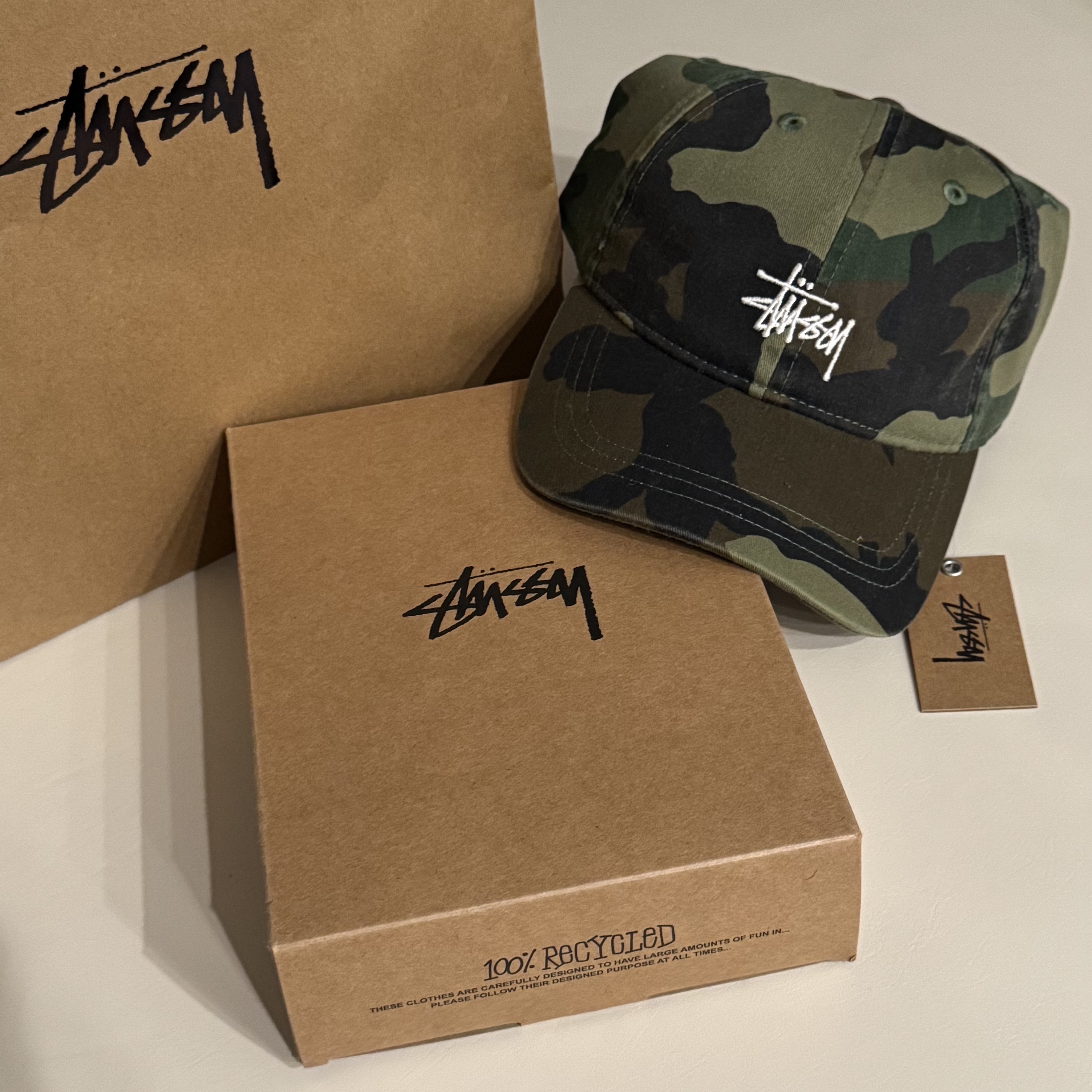 Stussy Low Profile Basic Washed Strapback Woodland Camo, Stussy Boxer Briefs Grey Heather (3 Pack) 착용 스타일