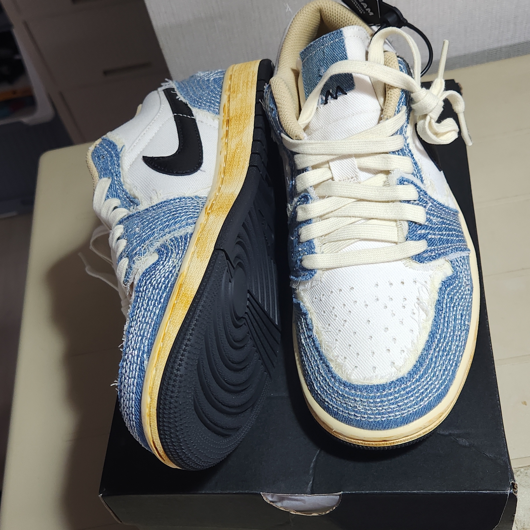 Jordan 1 Low World Make Japan 착용 스타일 - 4