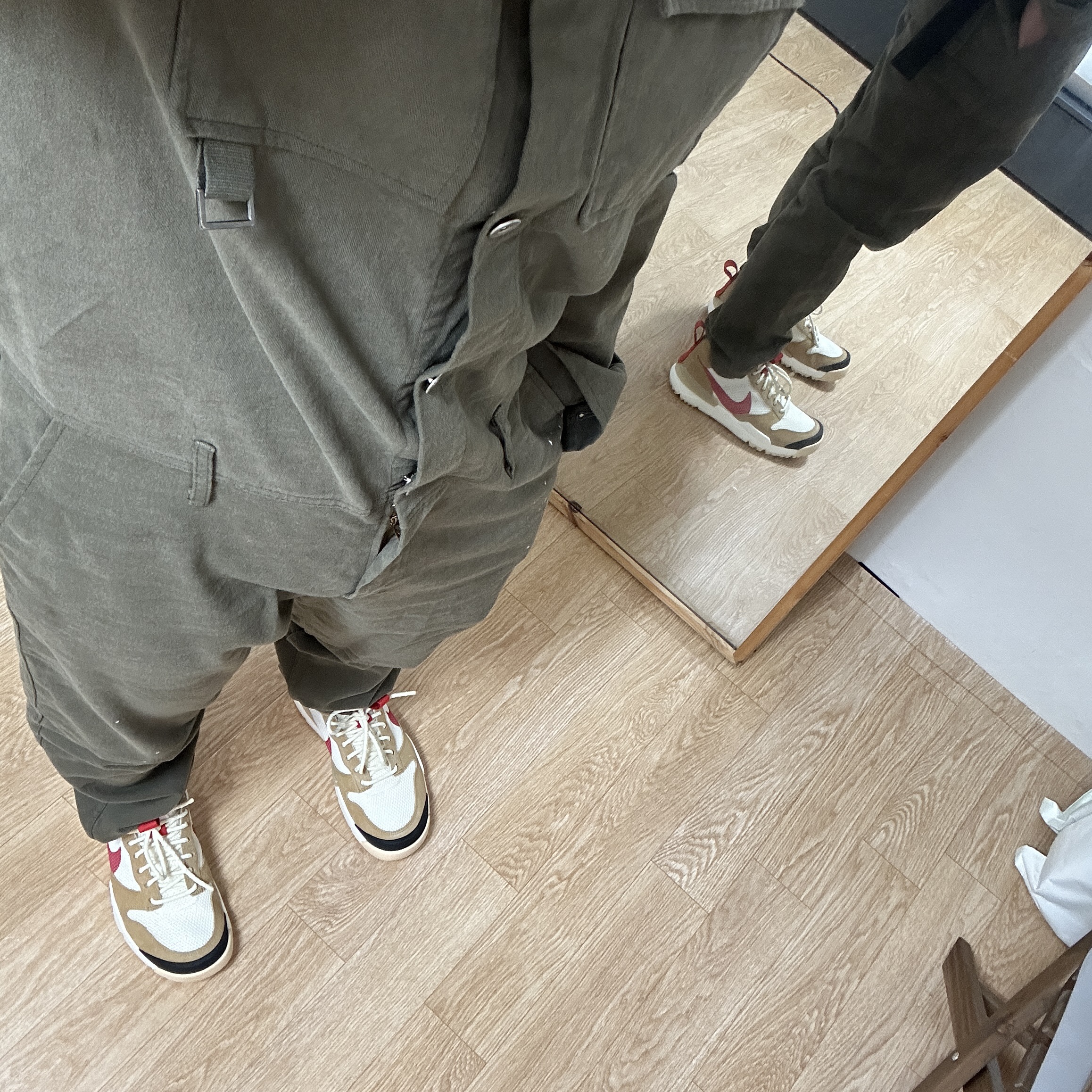 Nike x Tom Sachs Mars Yard Shoe 3.0 Space Camp 착용 스타일 - 1