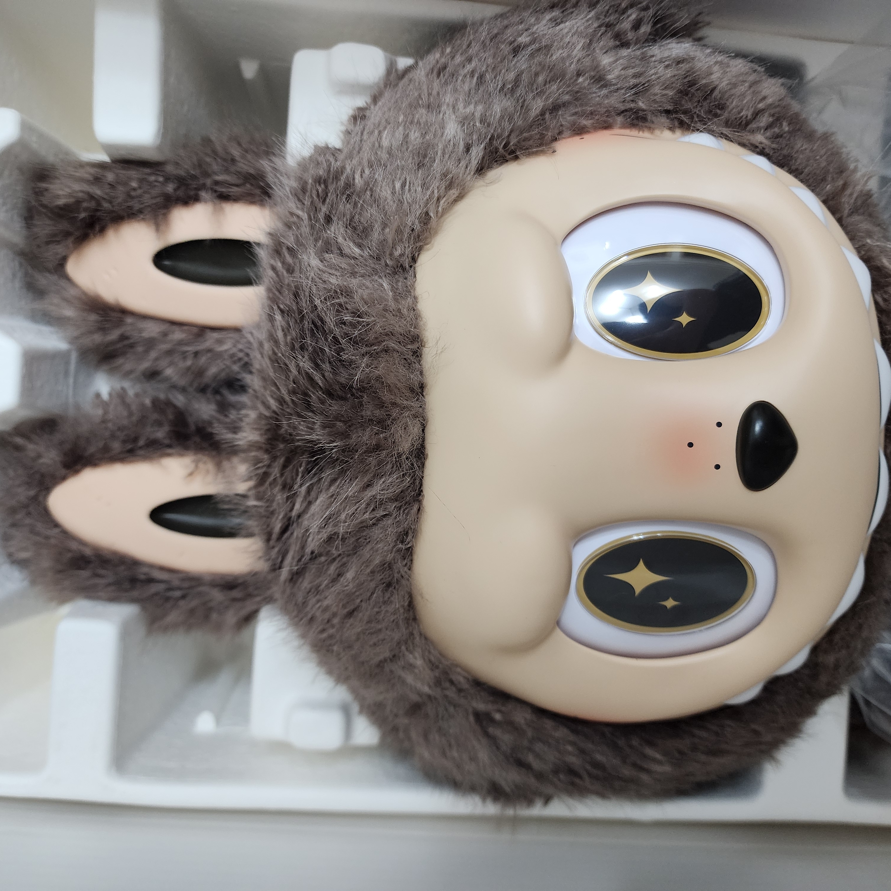 Pop Mart The Monsters I Found You Vinyl Face Doll 착용 스타일