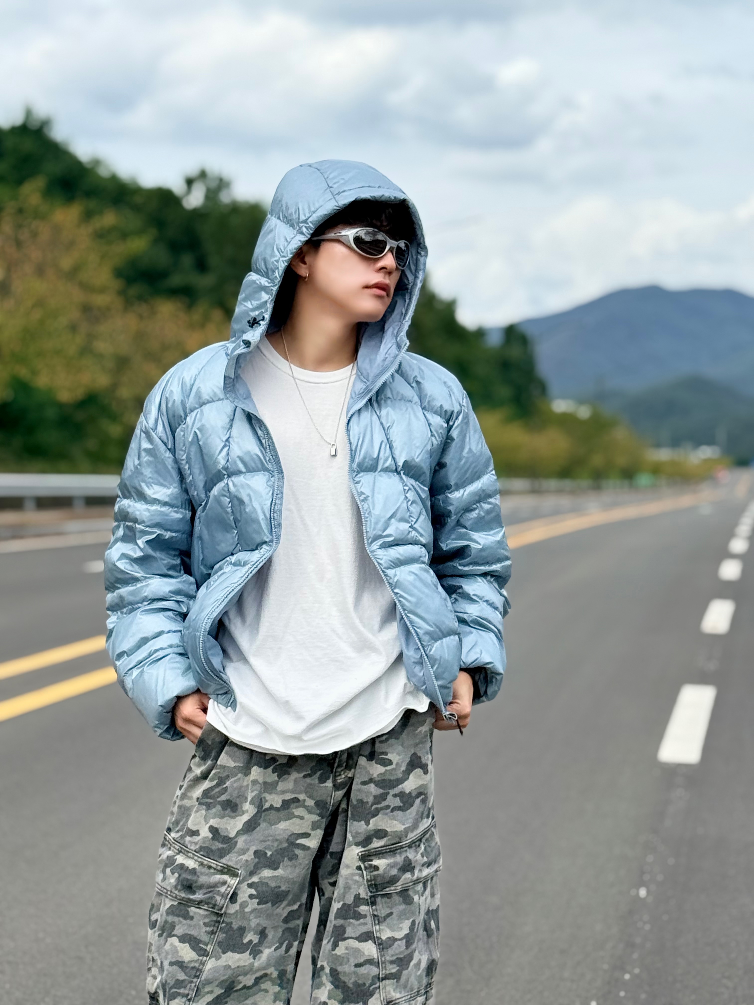 Oakley Eye Jacket Redux Silver Frame Prizm Black Polarized Lenses High Bridge Fit, Louis Vuitton Monogram Chain Bracelet Silver 착용 스타일 - 4