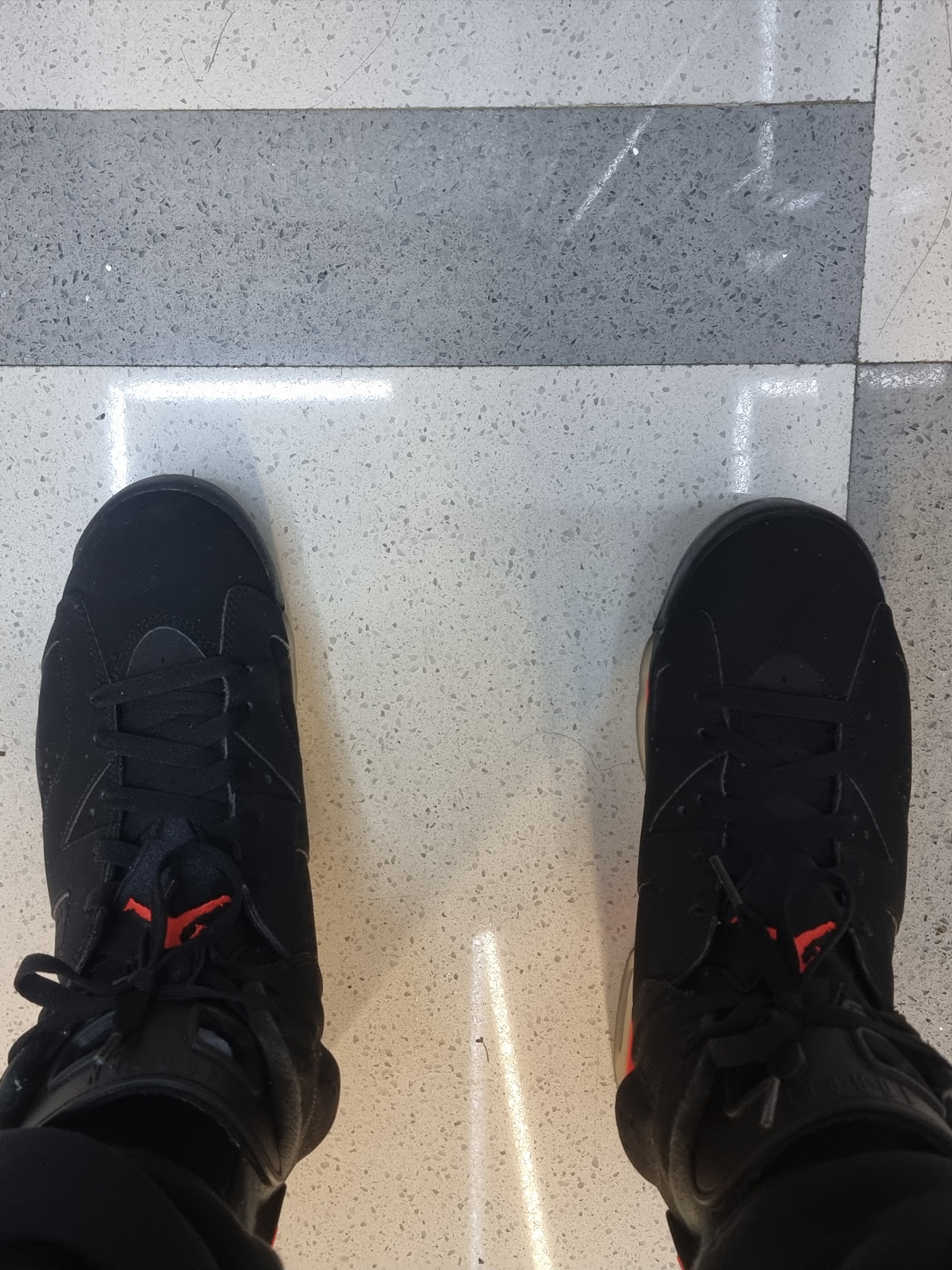 Jordan 6 Retro Infrared 2019 착용 스타일