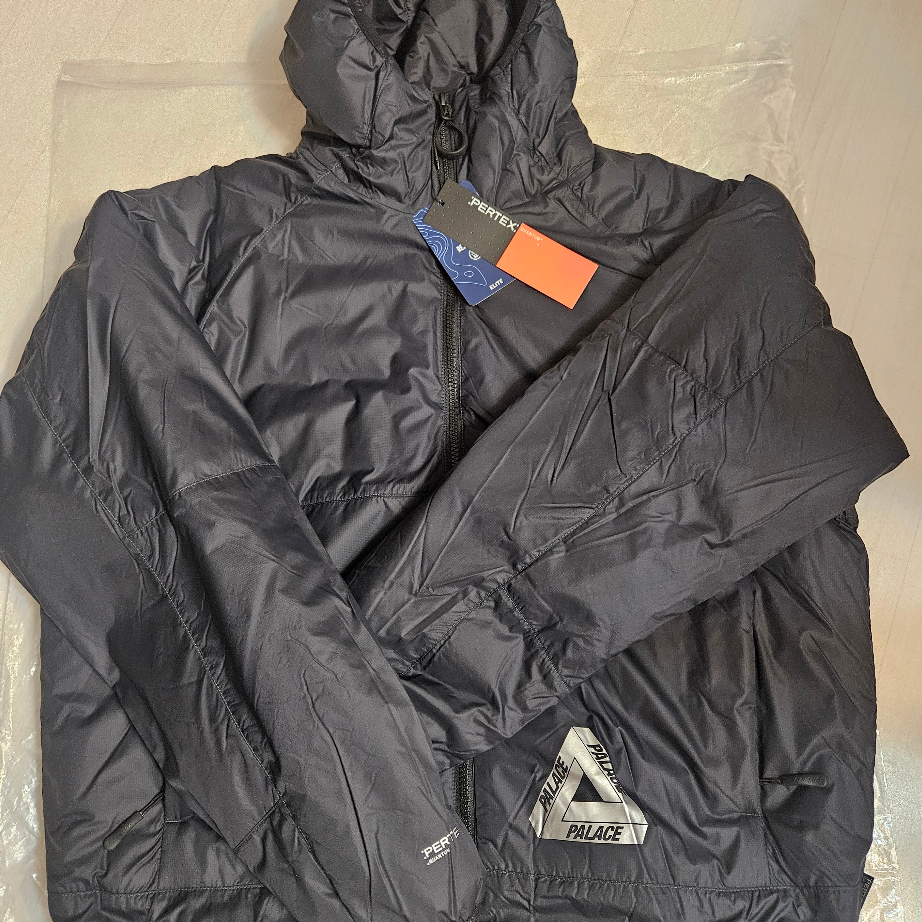 Palace Pertex Quantum Patch Jacket Black - 25FW 착용 스타일 - 1