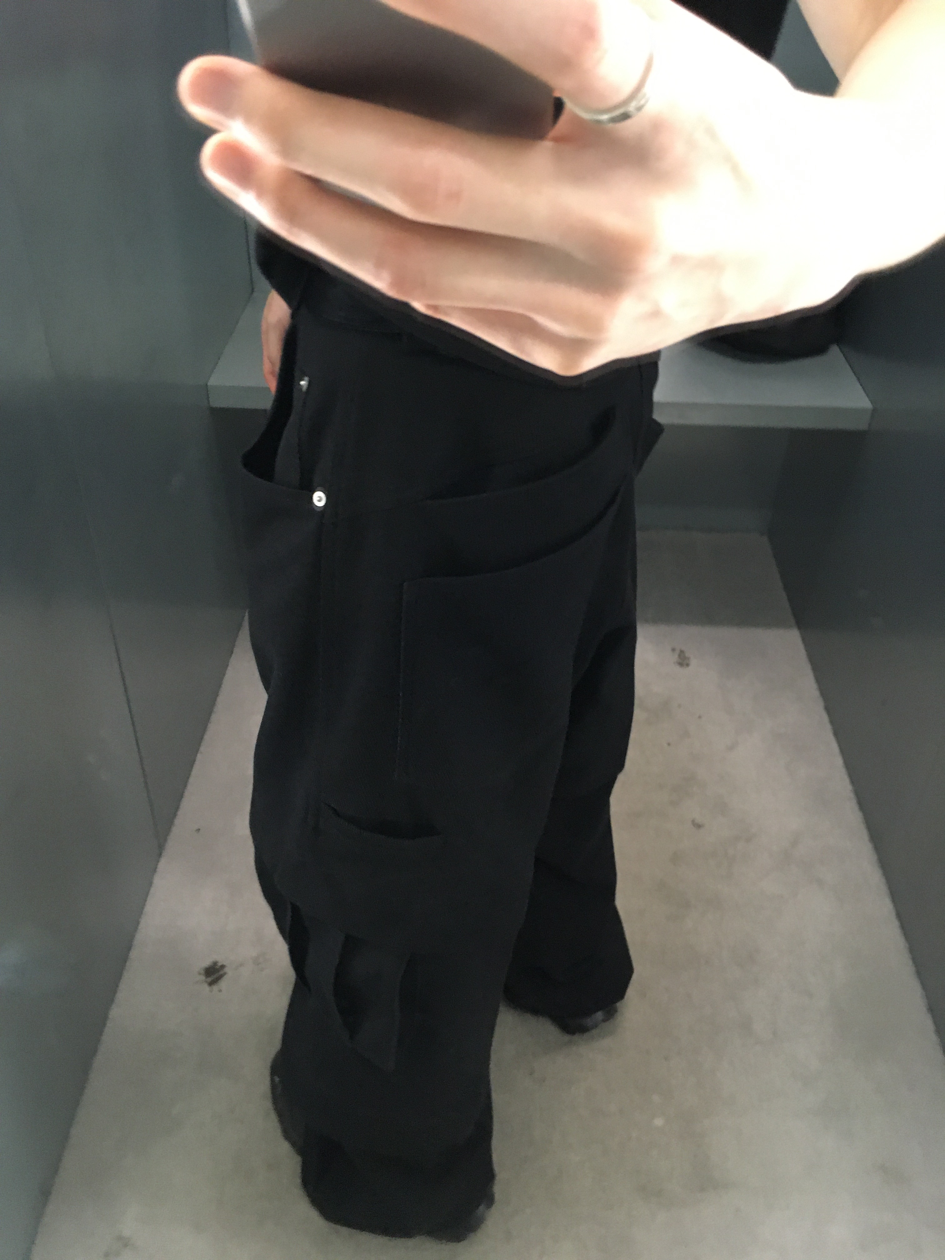 Kamien Titan Baggy Pants Black, Roa Hiking Katharina Black 착용 스타일 - 1