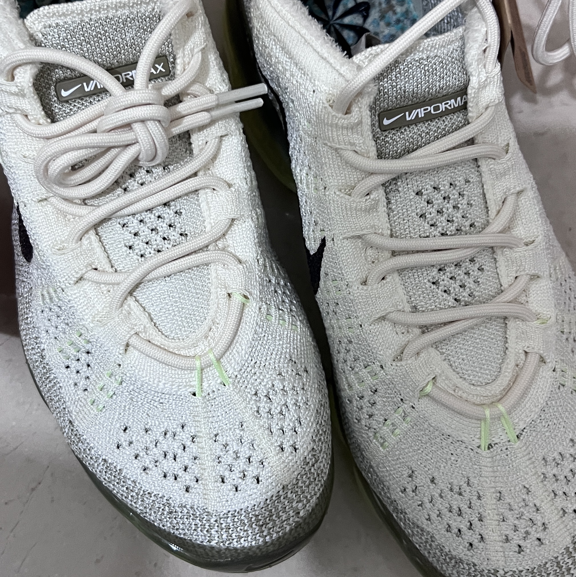 Nike Air Vapormax 2023 Flyknit Coconut Milk Neutral Olive 착용 스타일