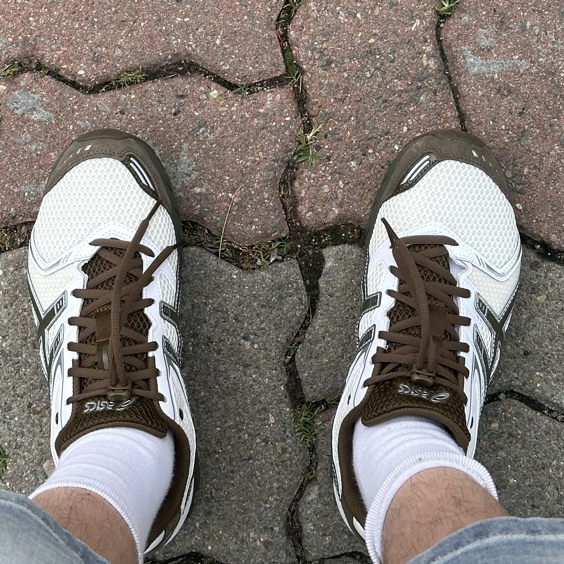 Asics x Temptation Vacation Gel-DS Trainer 14 Cream Olive Canvas 착용 스타일 - 2