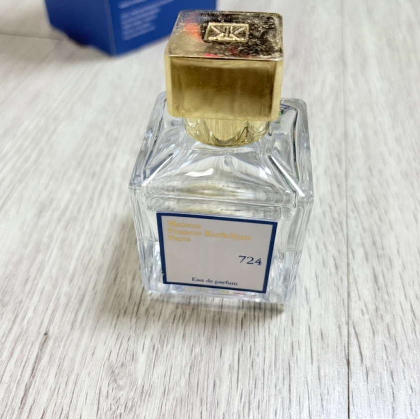 Maison Francis Kurkdjian 724 Eau De Parfum 70ml 착용 스타일