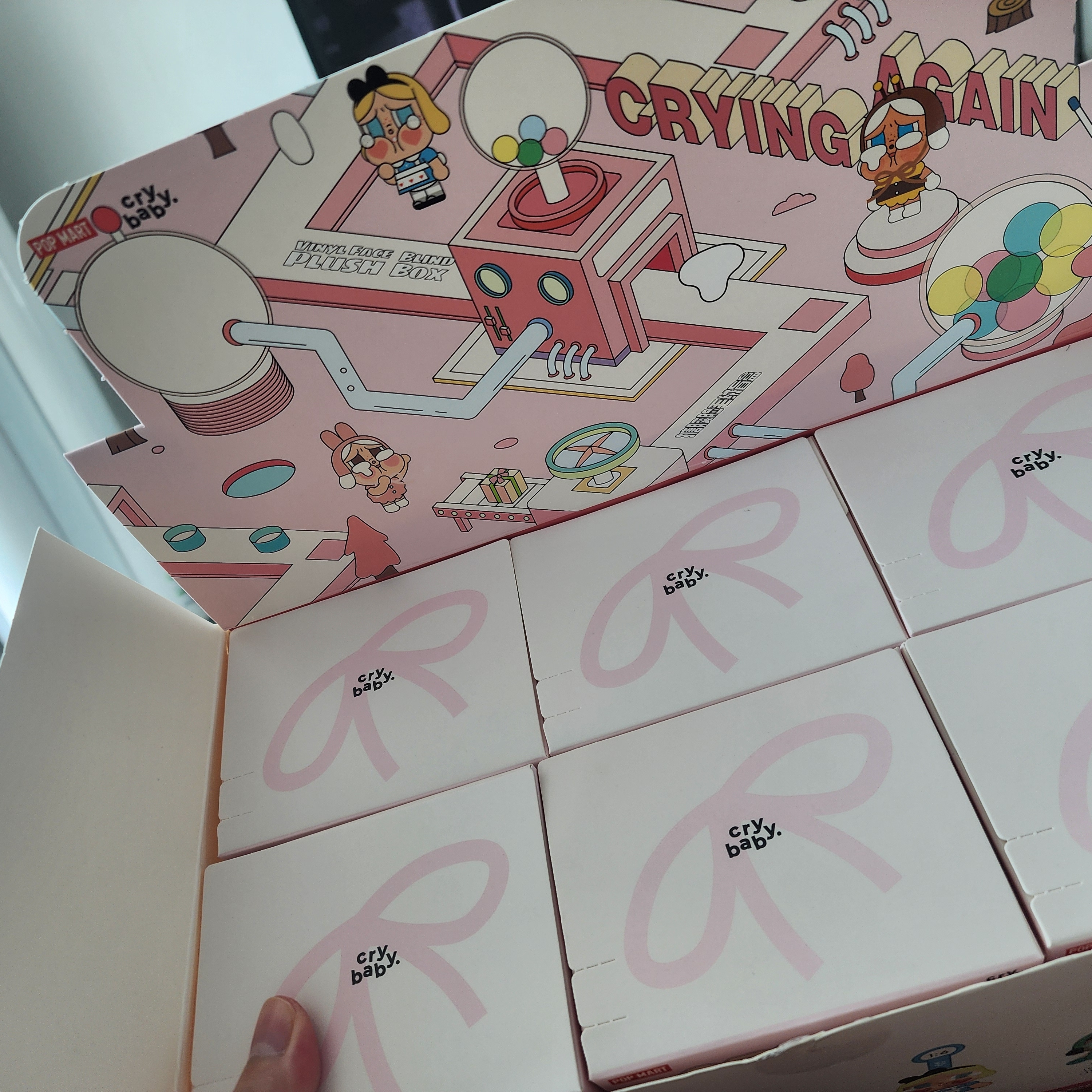 Pop Mart Crybaby Crying Again Series Plush Keyring Sealed Case (6 Blind Boxes) 착용 스타일 - 2