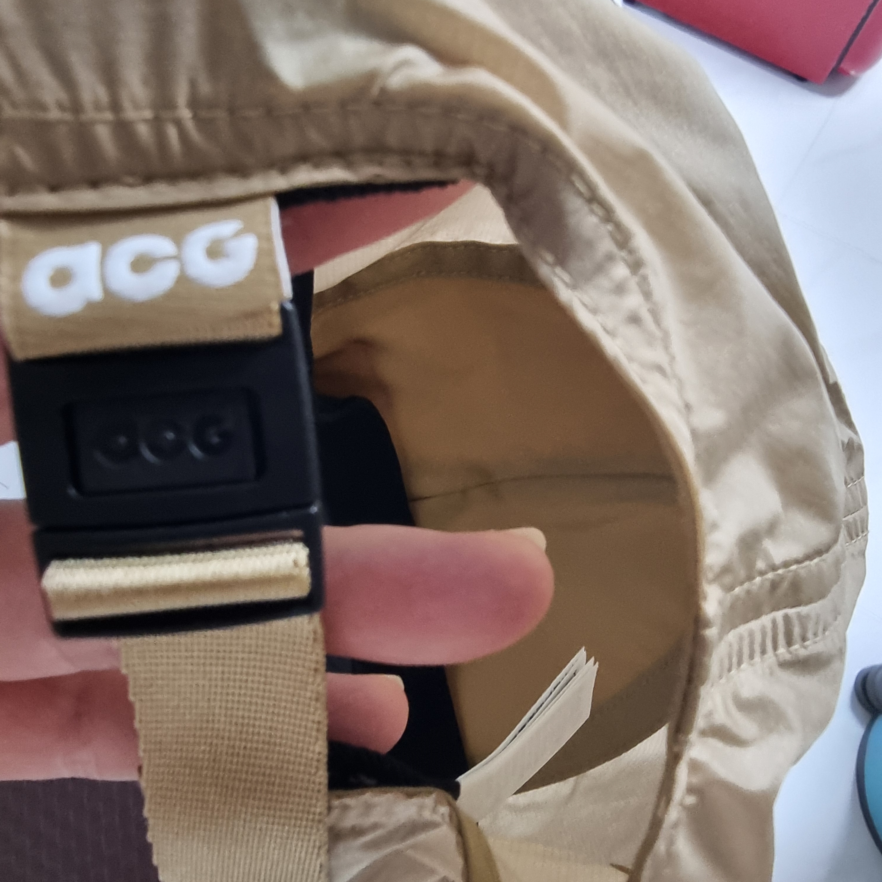 Nike ACG Dri-Fit Club Trail Cap Parachute Beige 착용 스타일 - 2