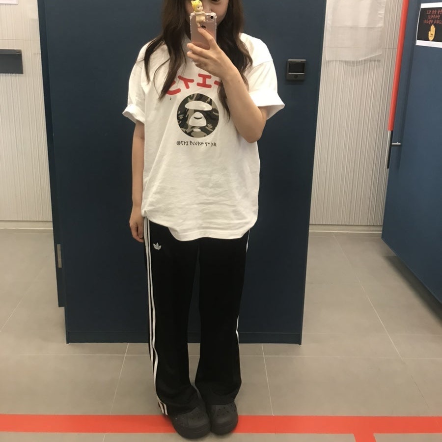 (W) Adidas Adicolor Classic Firebird Loose Track Pants Black - KR Sizing 착용 스타일