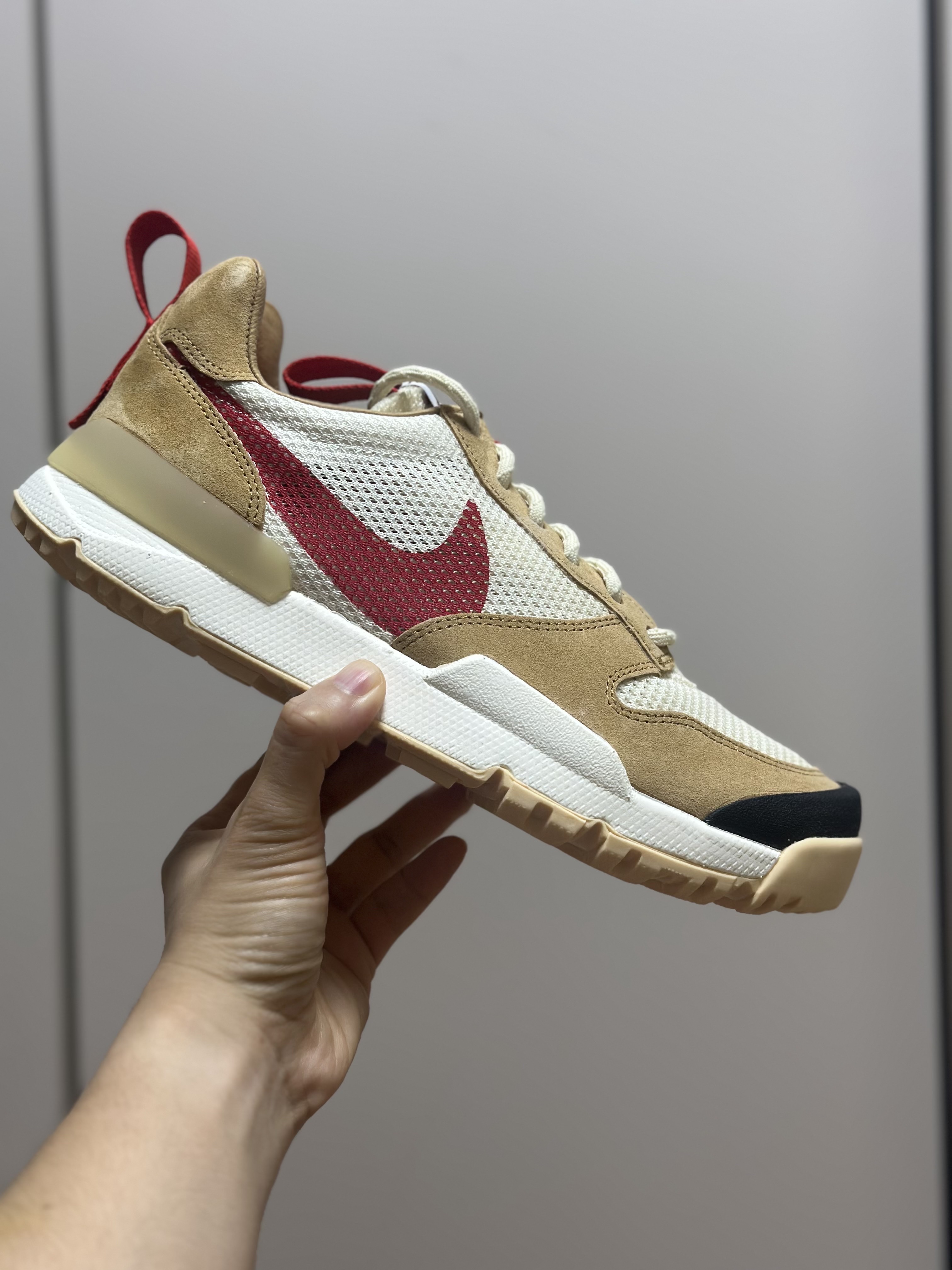 Nike x Tom Sachs Mars Yard Shoe 3.0 Space Camp 착용 스타일
