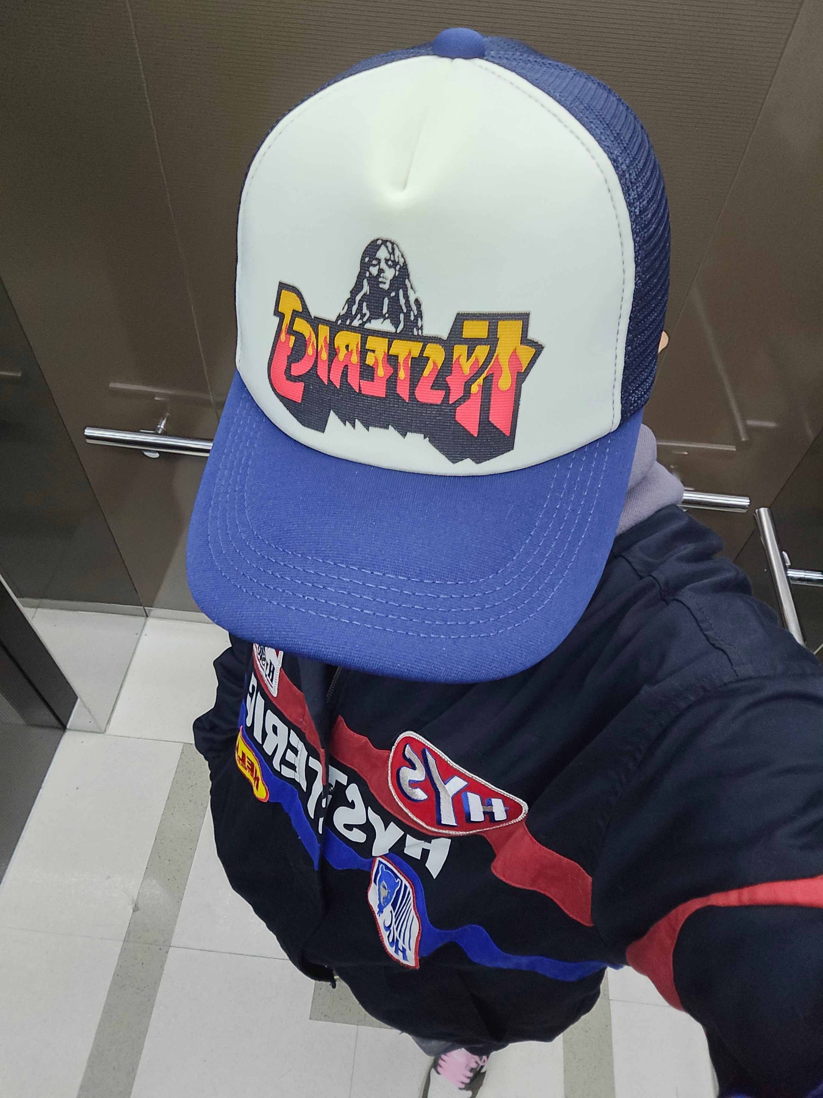 Hysteric Glamour Hysteric Racing Jacket Black, Hysteric Glamour Bad Ass Fire Logo Mesh Cap Navy 착용 스타일