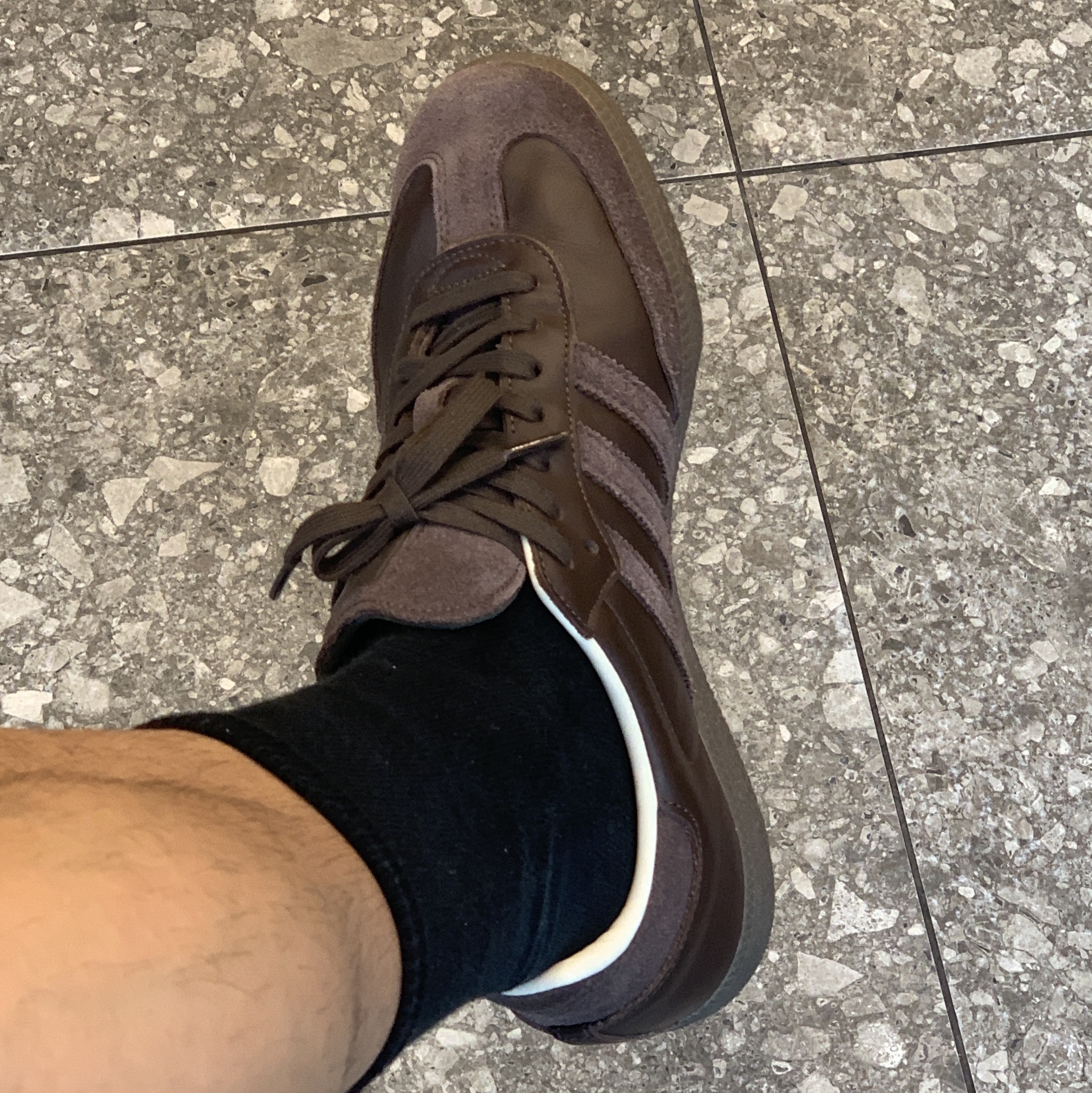 Adidas Samba Brown 착용 스타일