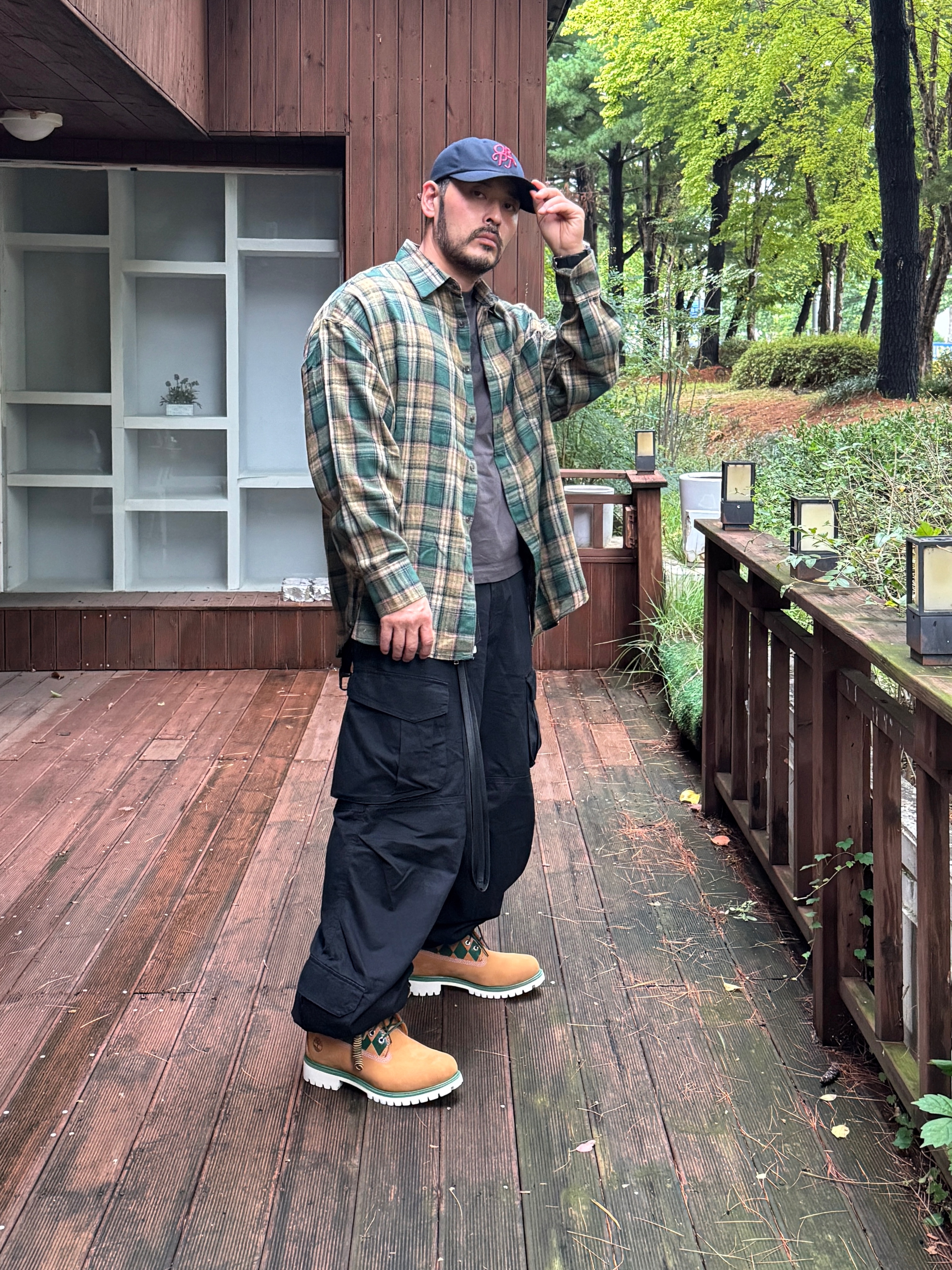 Kasina x Timberland 6 In Premium Vibram Gtx Wheat - Wide, Flavorism VTG Washed Cargo Pants Black 착용 스타일 - 1