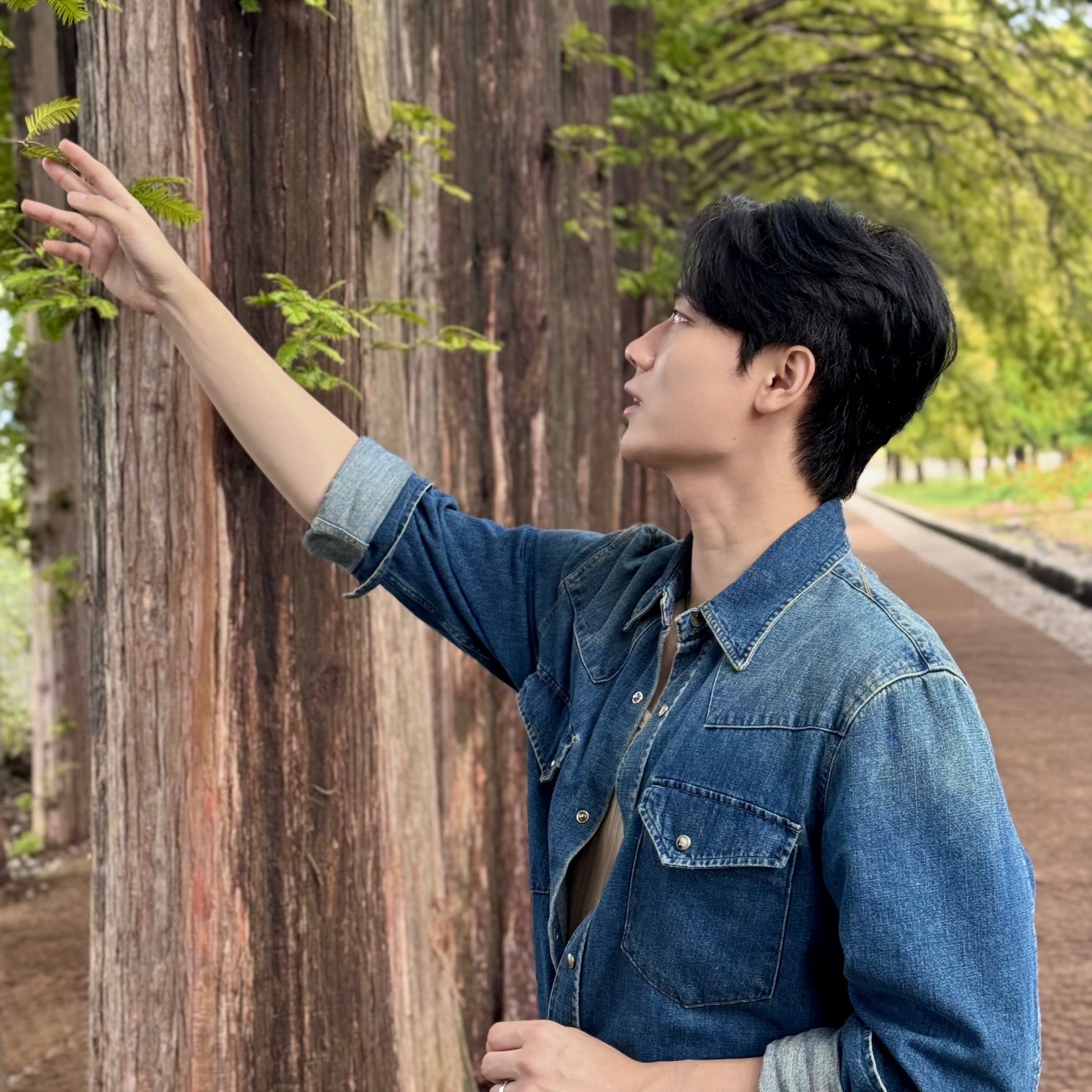 TNGT Western Denim Shirt Washed Blue 착용 스타일 - 3