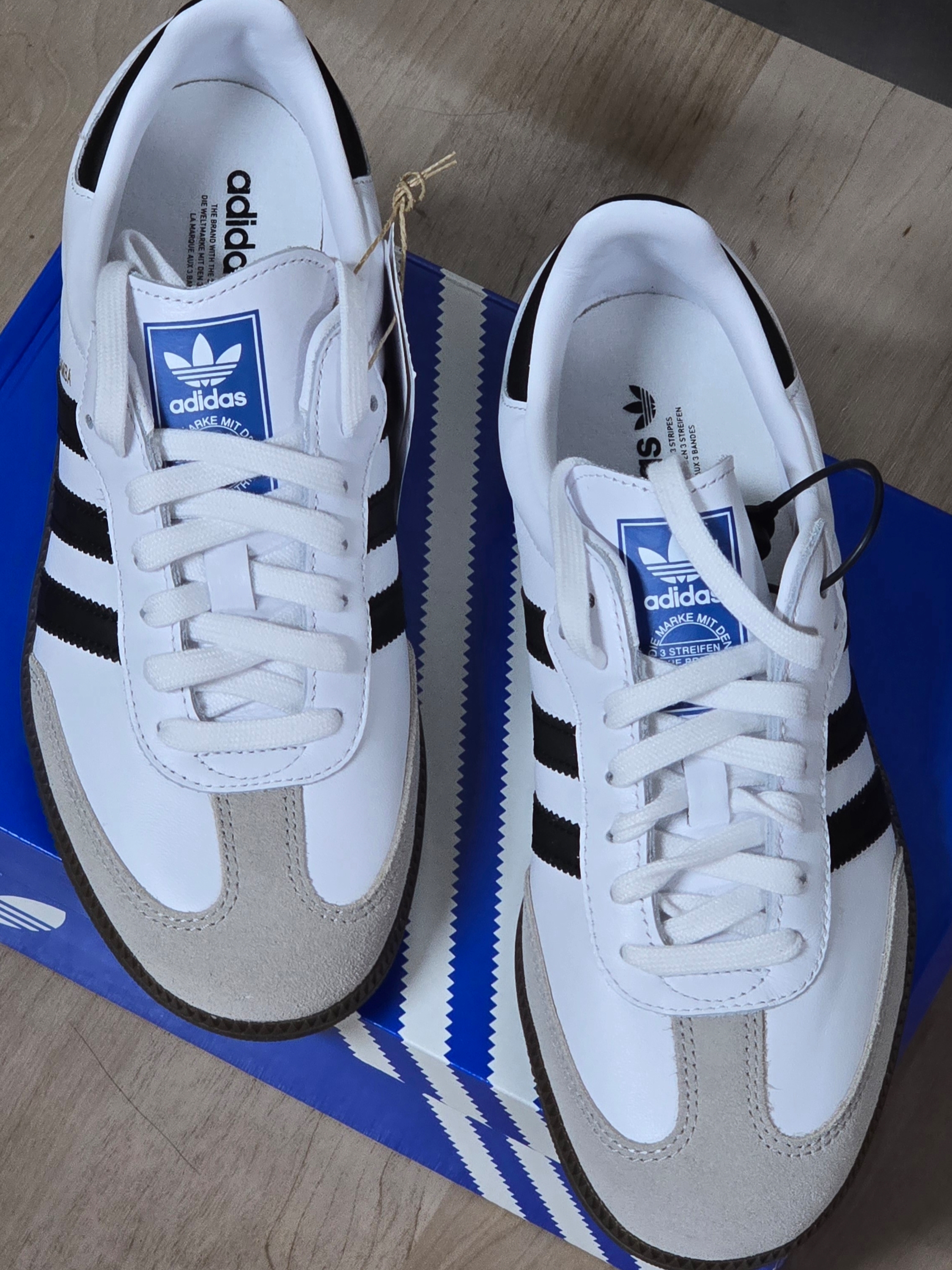Adidas Samba OG Cloud White 착용 스타일 - 1