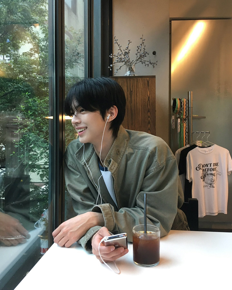 KREAM 프로필 이미지
