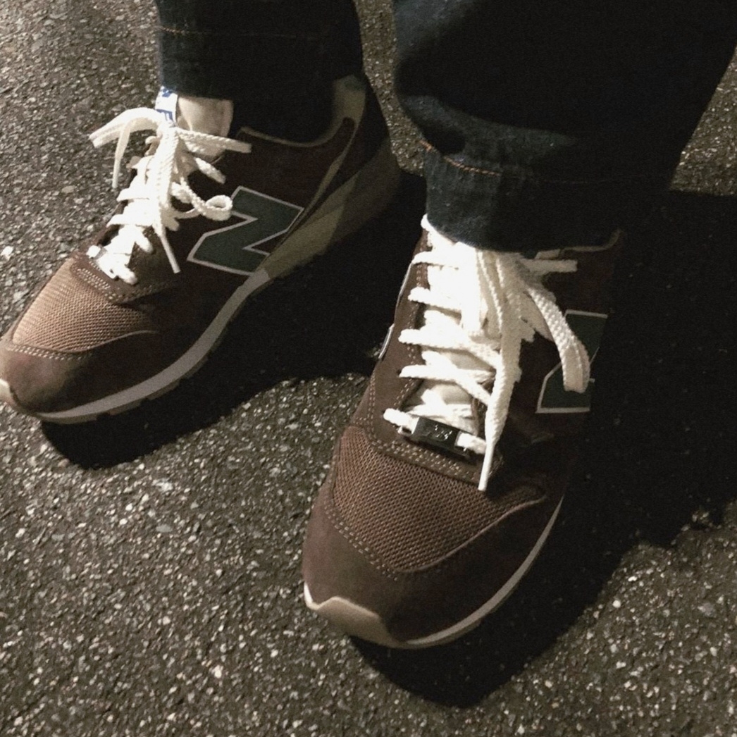 New Balance 996 Brown 착용 스타일