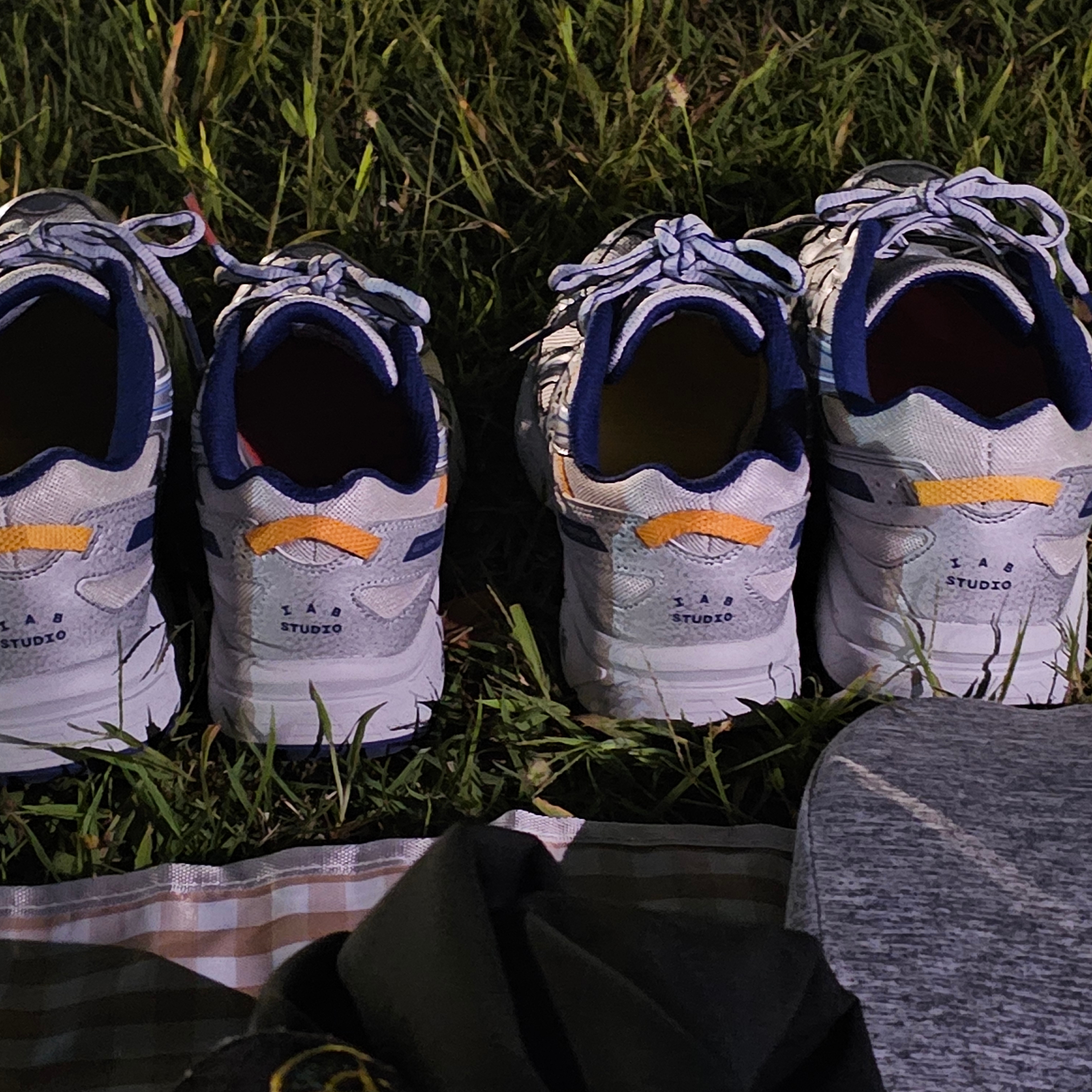 Asics x IAB Studio Gel-Venture 6 착용 스타일