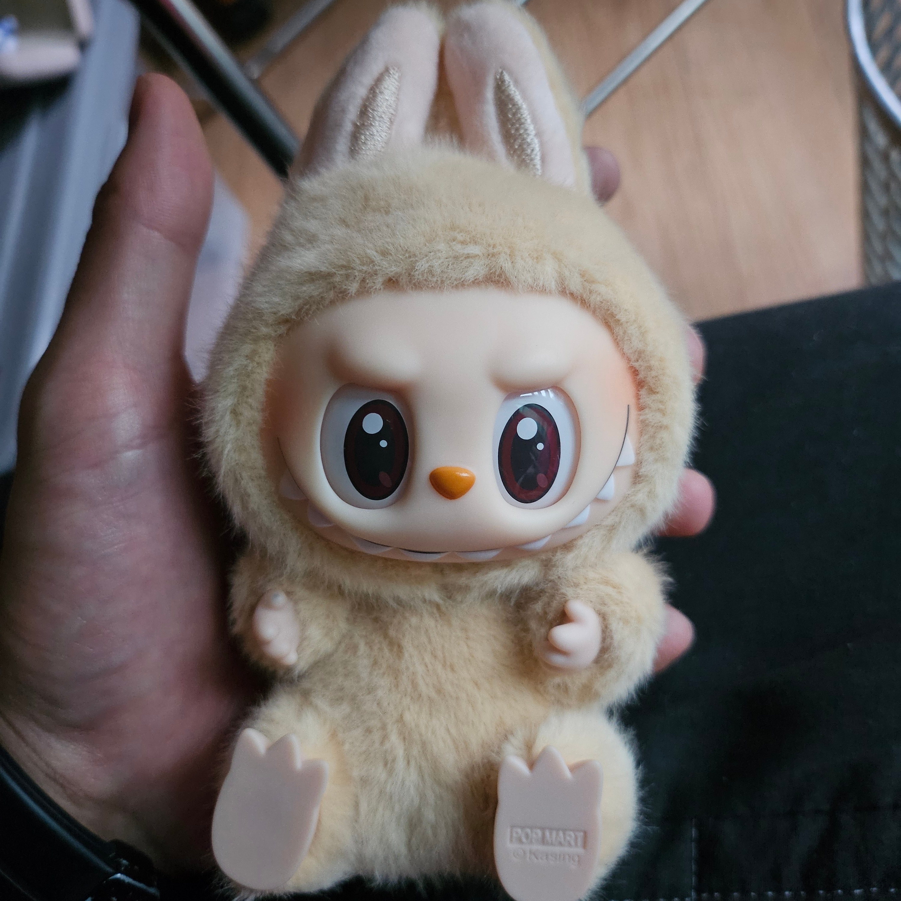 Pop Mart Labubu Let's Play Together Doll Series Baba Keyring (Opened Case) 착용 스타일