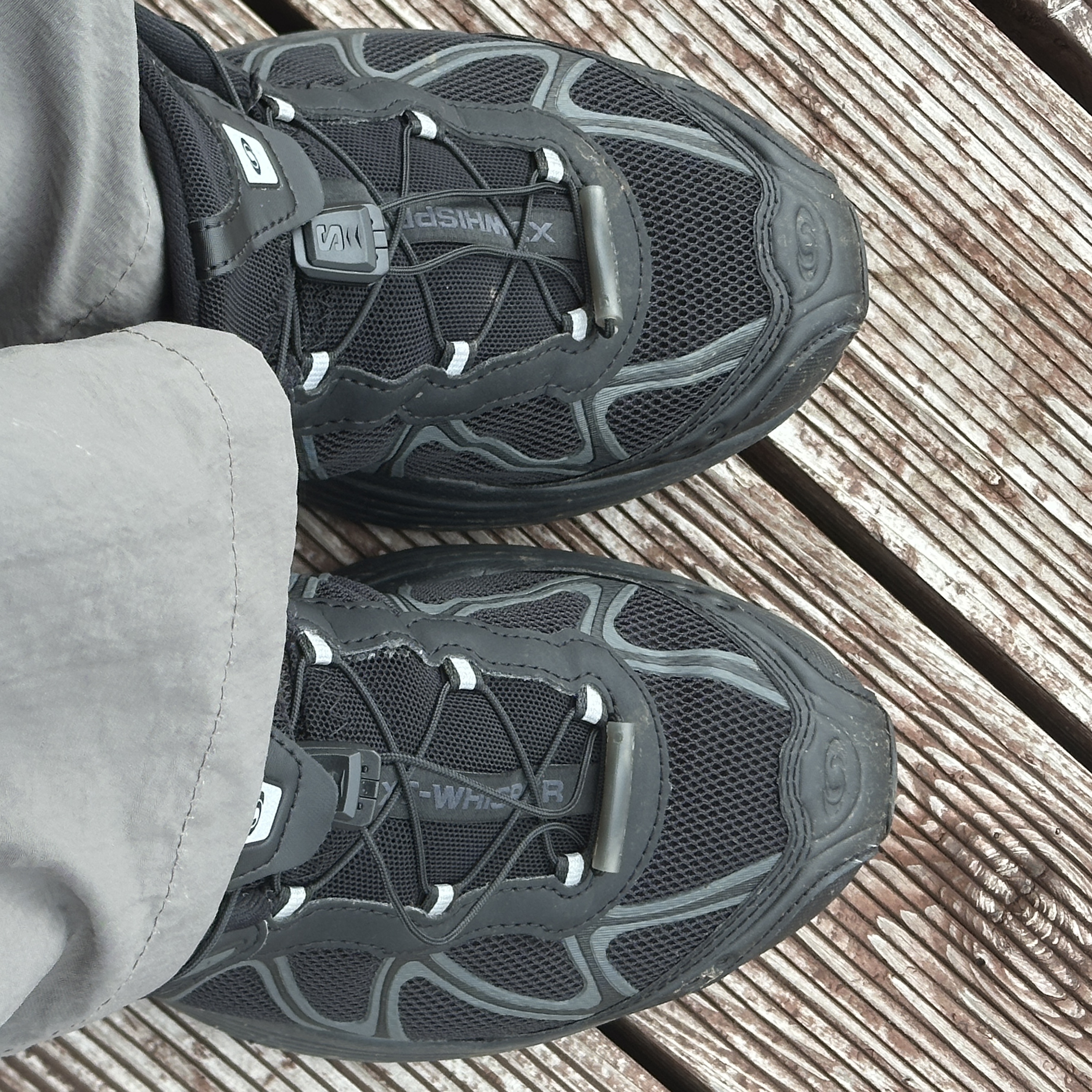 Salomon Trailblazer 10 Black, Salomon XT-Whisper Black Asphalt 착용 스타일 - 6