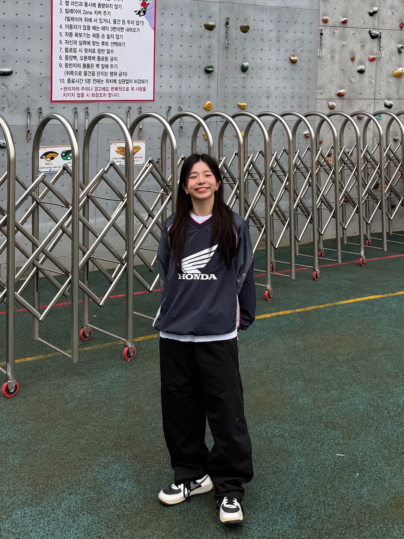Honda Speed Track Nylon Long Sleeve Navy, Sansan Gear Wave Pants Black - 22FW 착용 스타일 - 2