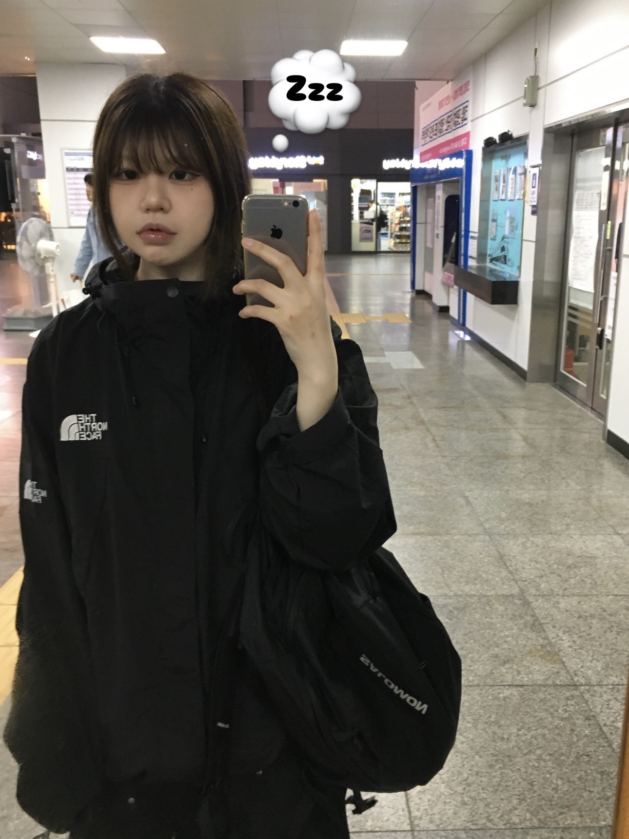 The North Face White Label Martis Jacket Black, Salomon Trailblazer 20 Black 착용 스타일 - 1